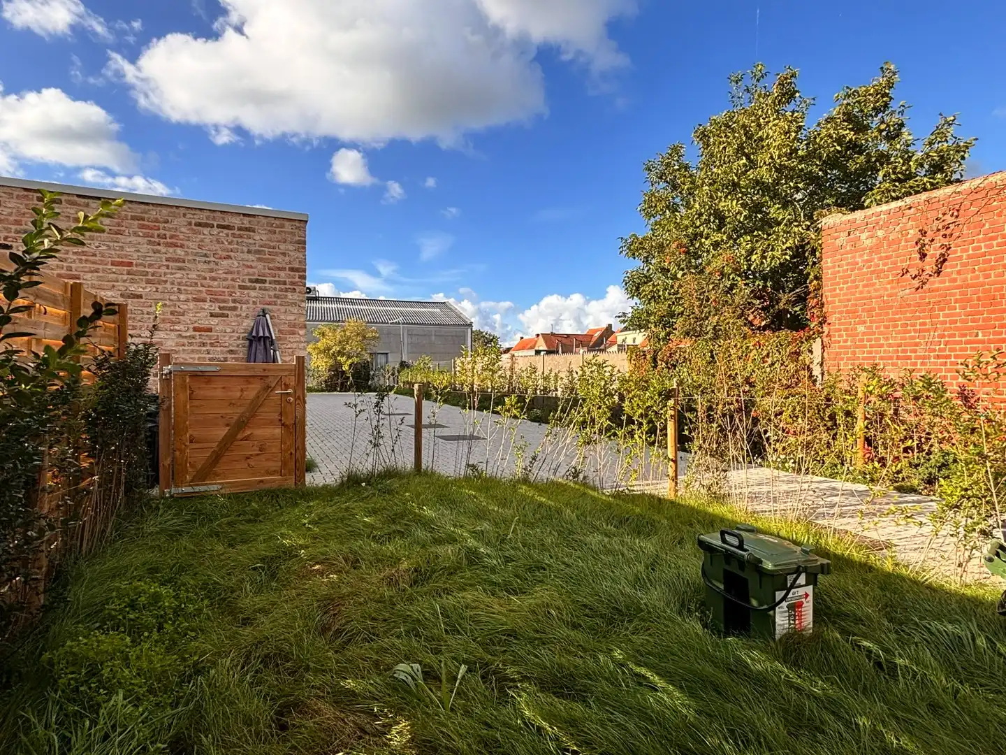 Gelijkvloers éénslaapkamerappartement met tuin en ruime garage foto 6