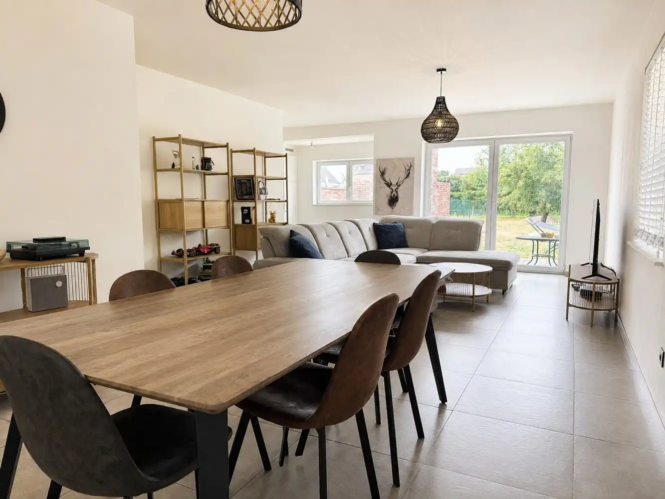 Recente, energiezuinige woning met 3 slaapkamers én grote tuin foto 2