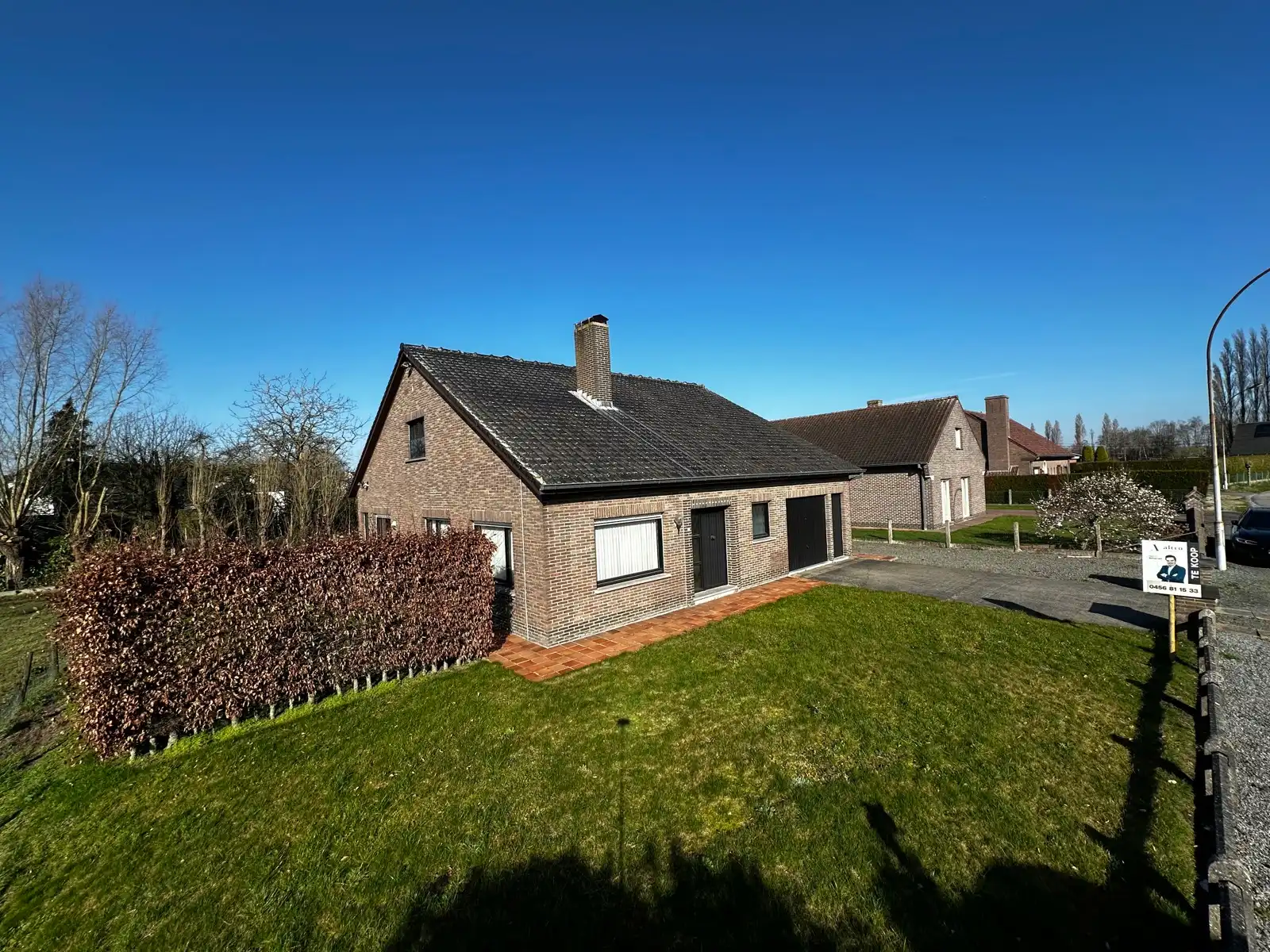 Te renoveren woning in een residentiële wijk in Lotenhulle foto 14