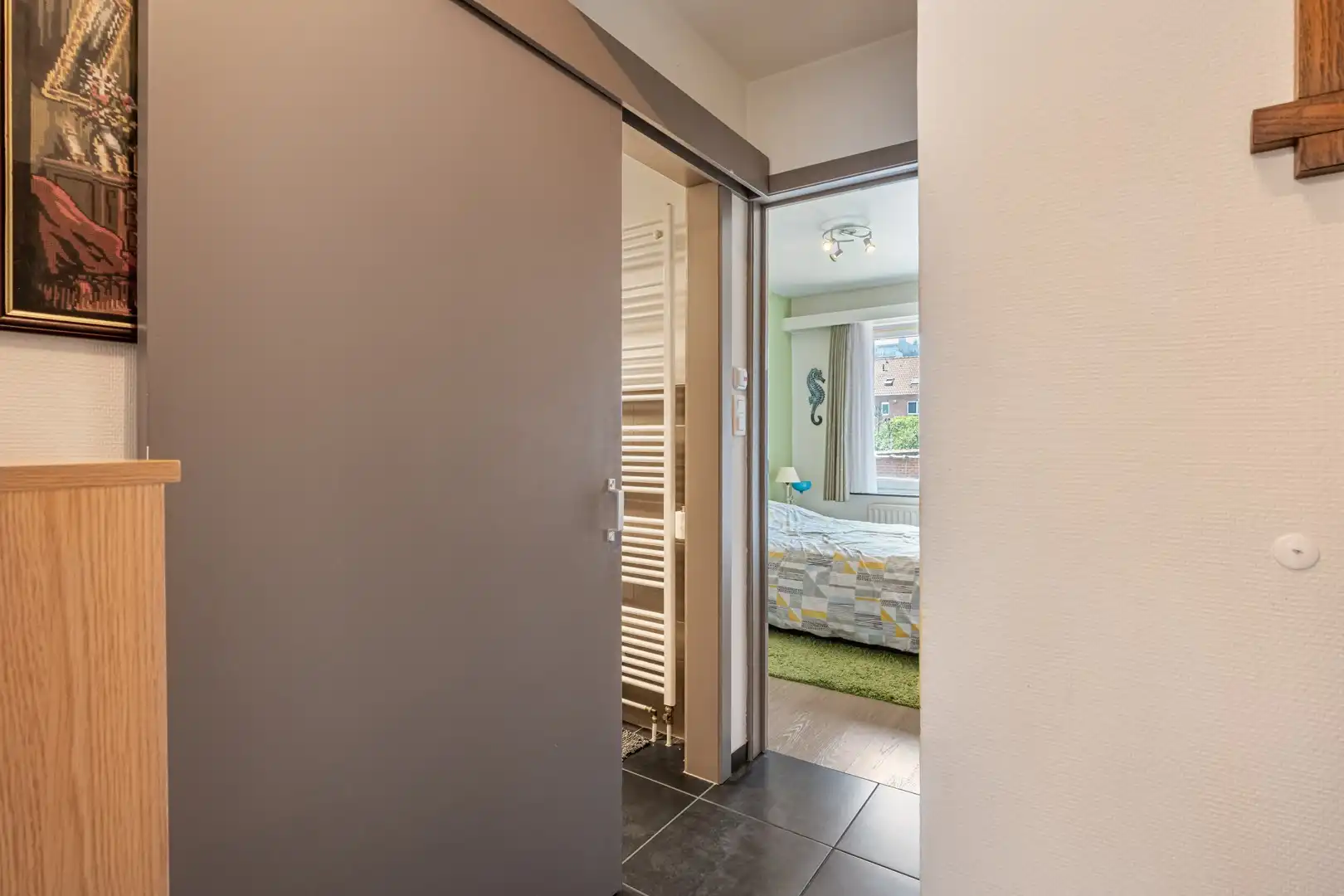 BREDENE | Instapklaar appartement vlak bij het strand met 2 slaapkamers en staanplaats foto 14