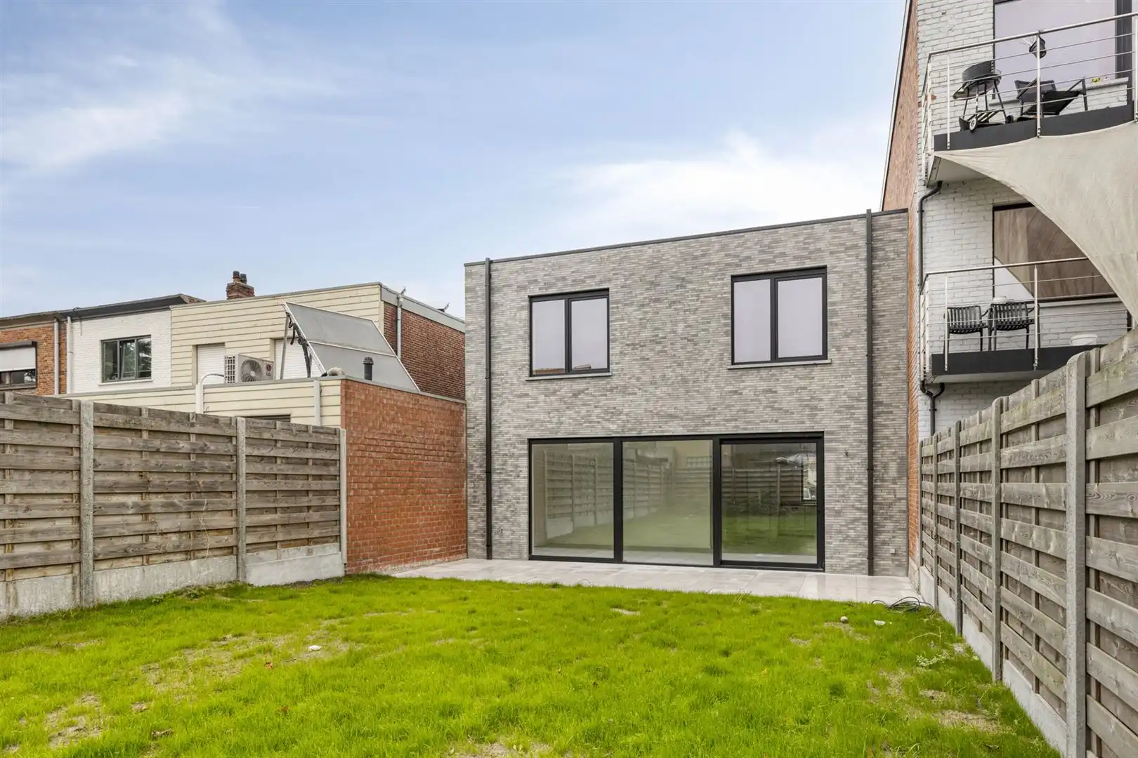 Rustig gelegen nieuwbouw woning met zonnige tuin en 4 slaapkamers. foto 17