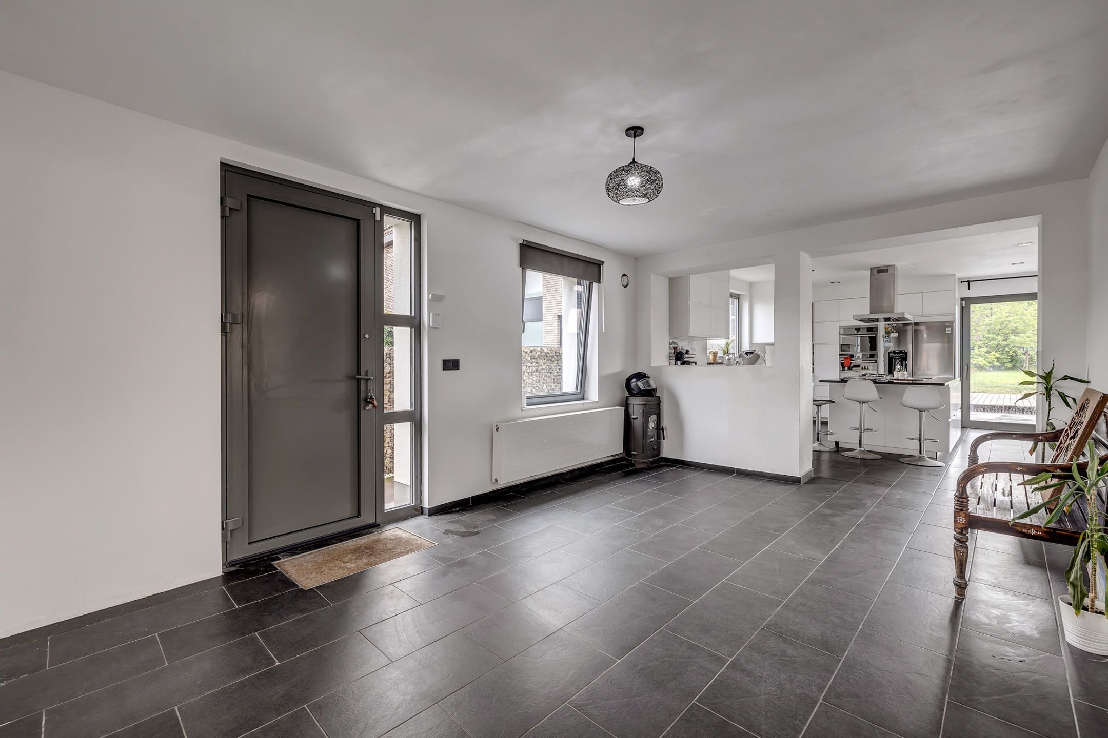 Instapklare villa met 6 slpk en uitstekende mobiliteitsscore foto 6