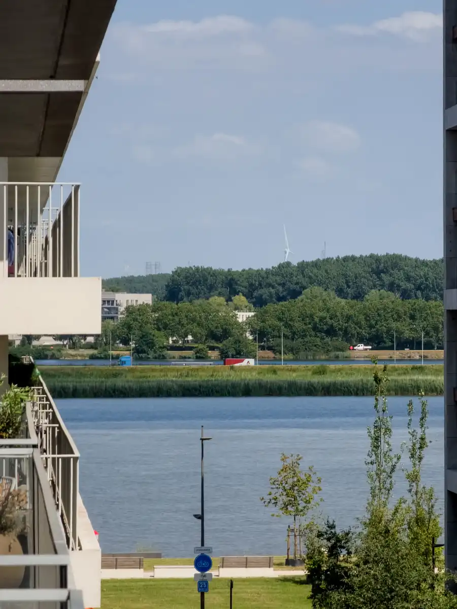Gezellig gemeubeld 2-slaapkamer appartement met groot terras foto 5