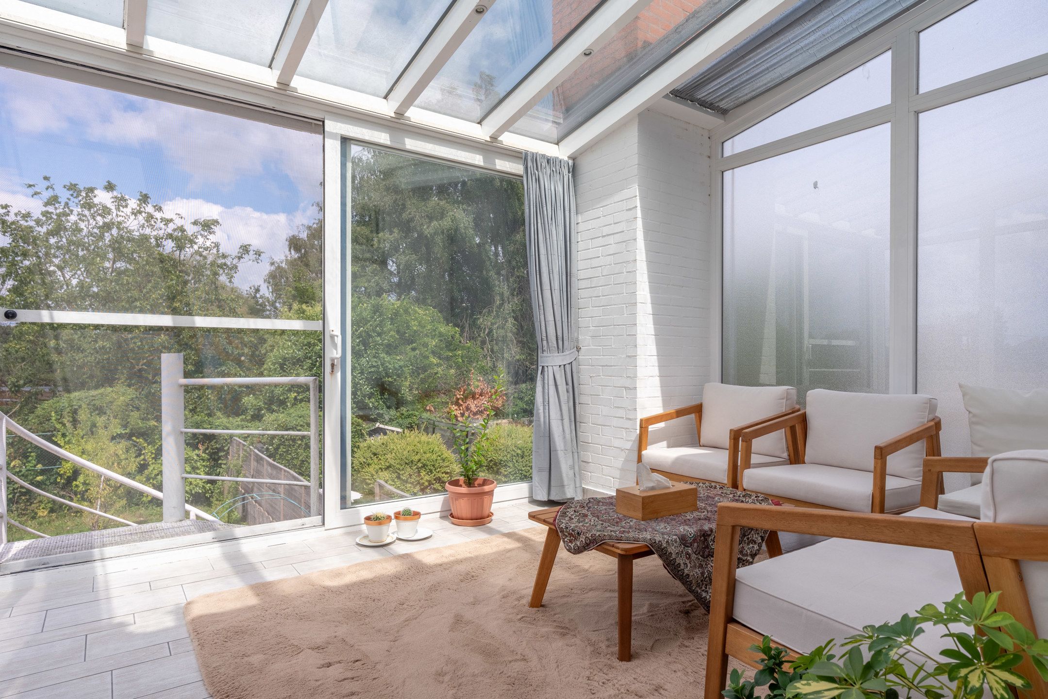 Volledig vernieuwde  woning/kantoor/handelspand met 5 slpks foto 26