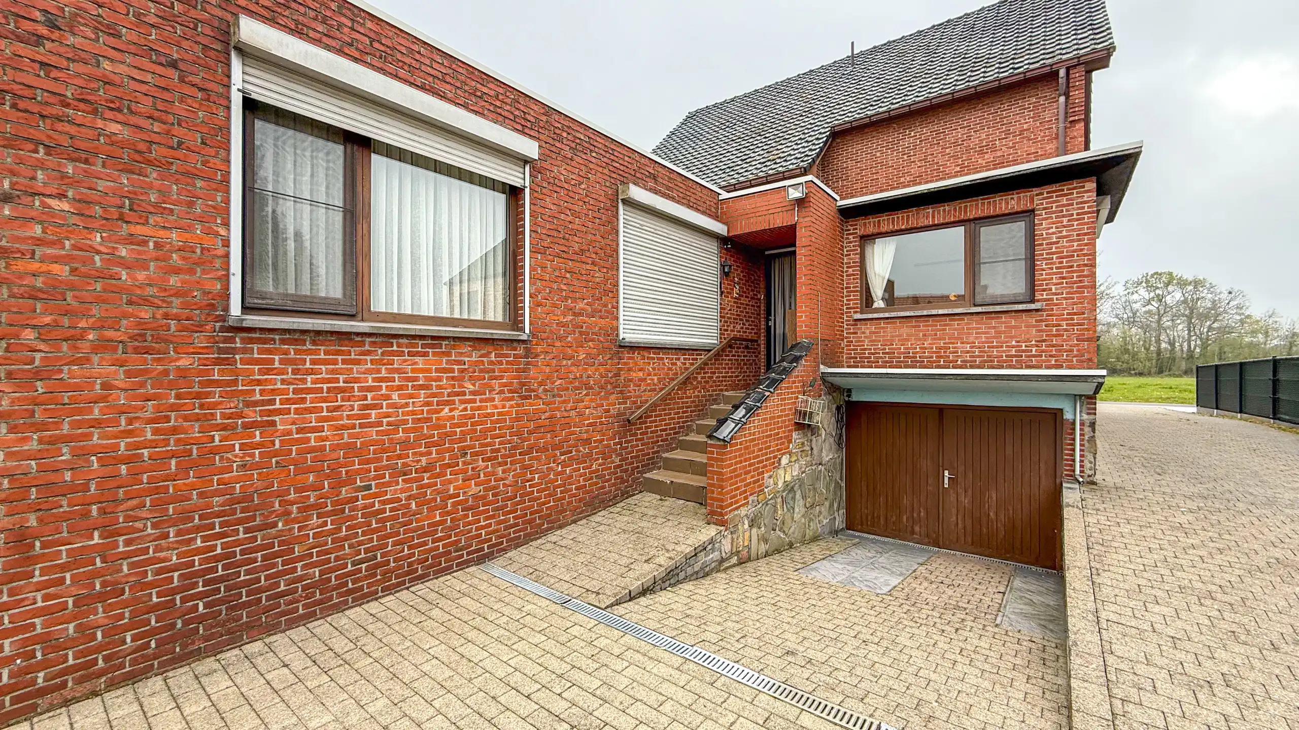 Instapklare open bebouwing met 4 slpk en 2 leefruimtes! foto 50