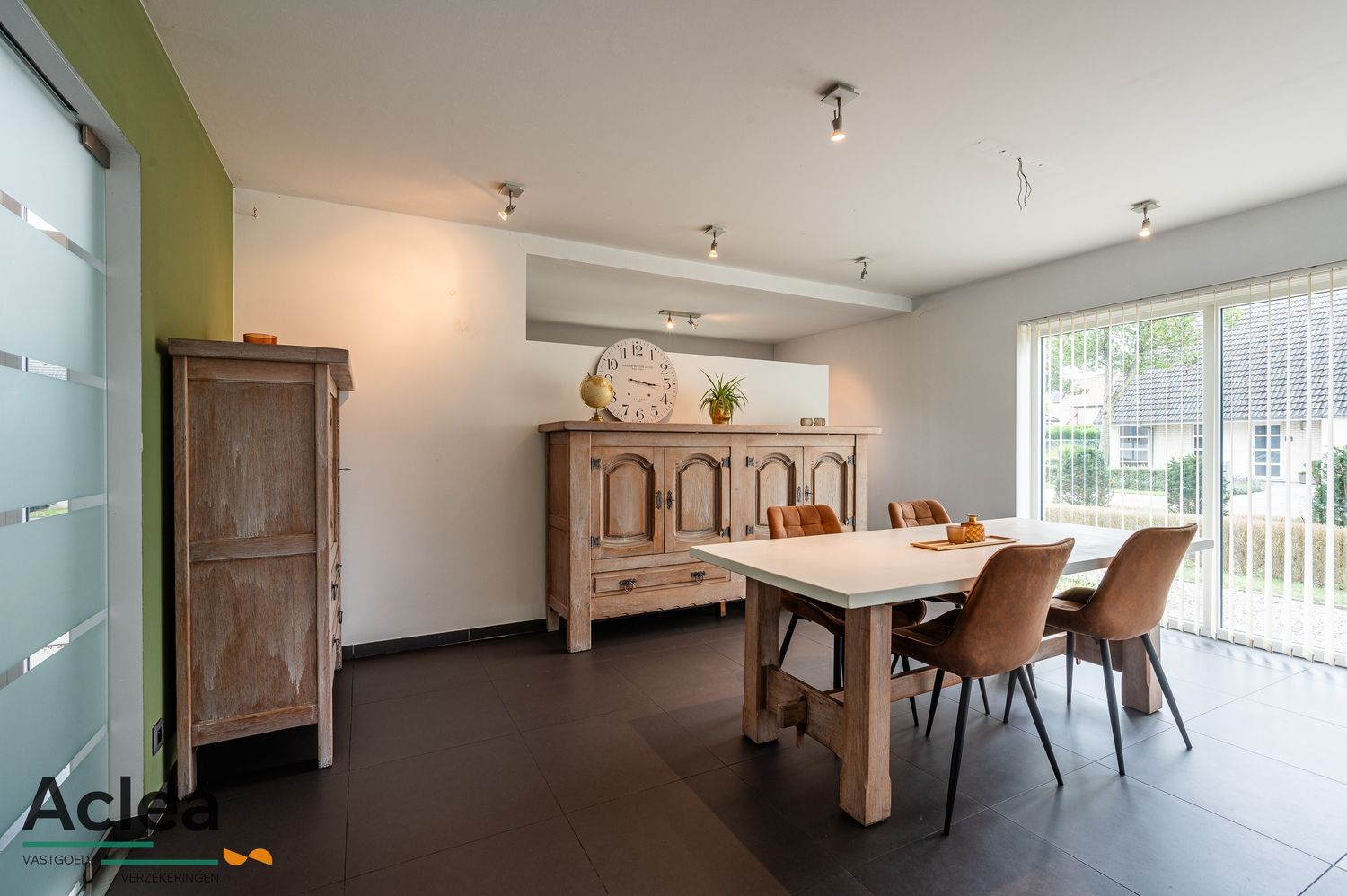 Moderne alleenstaande woning op een ruim perceel foto 4
