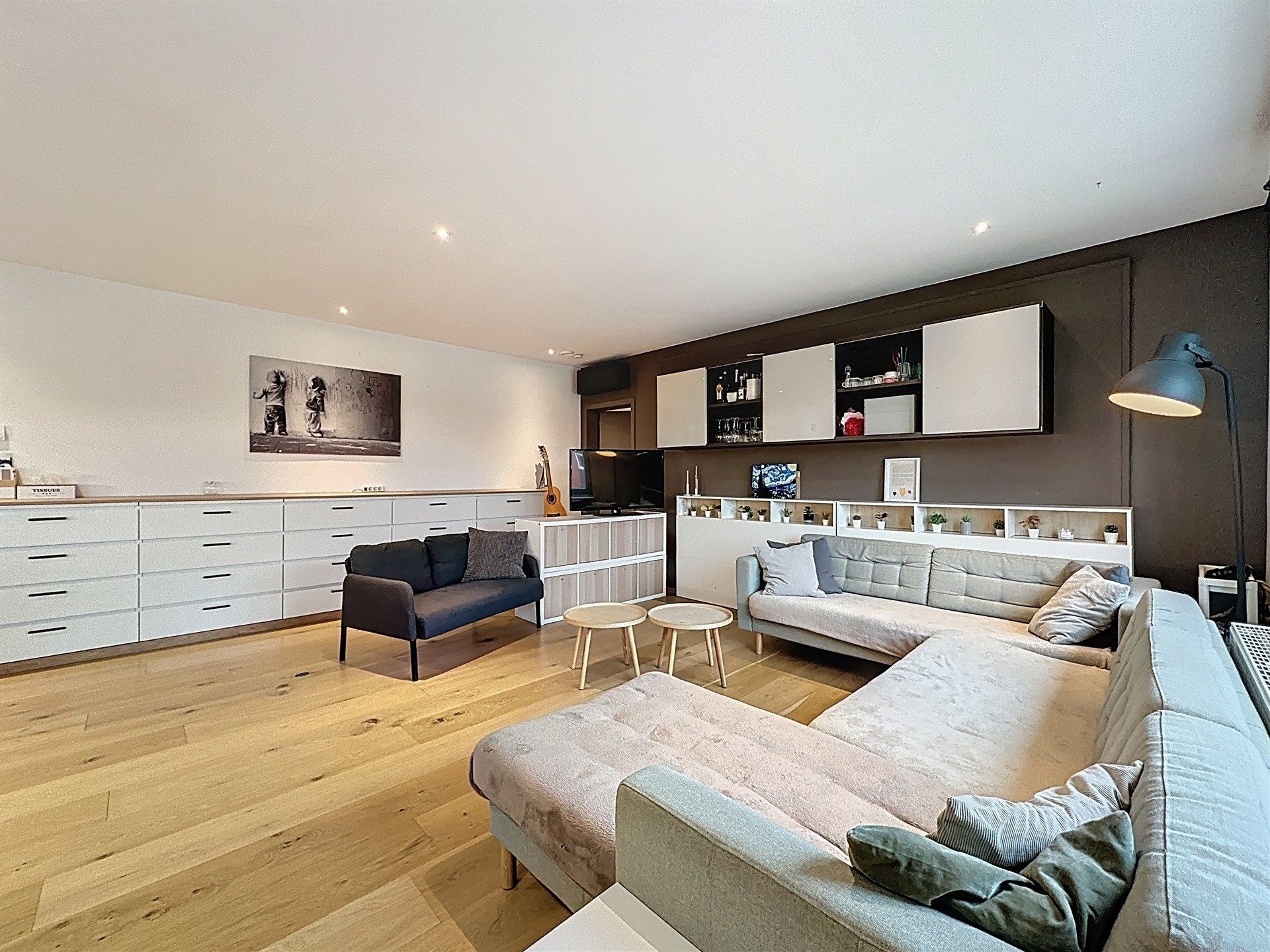 Energiezuinig woonst met 3 slpkmrs en garage in Beveren foto {{pictureIndex}}