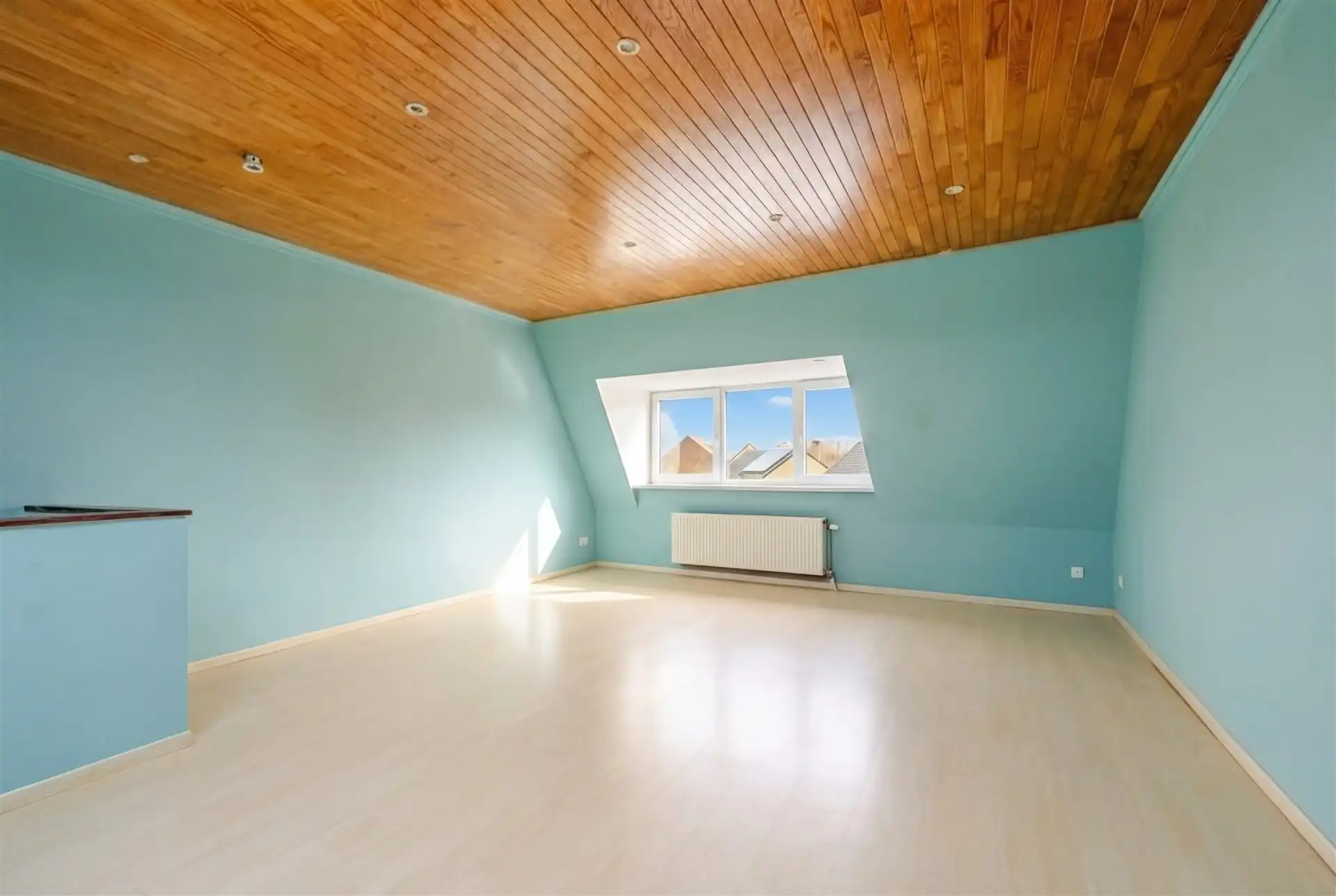 Instapklare woning met 2 slks en tuin foto 14