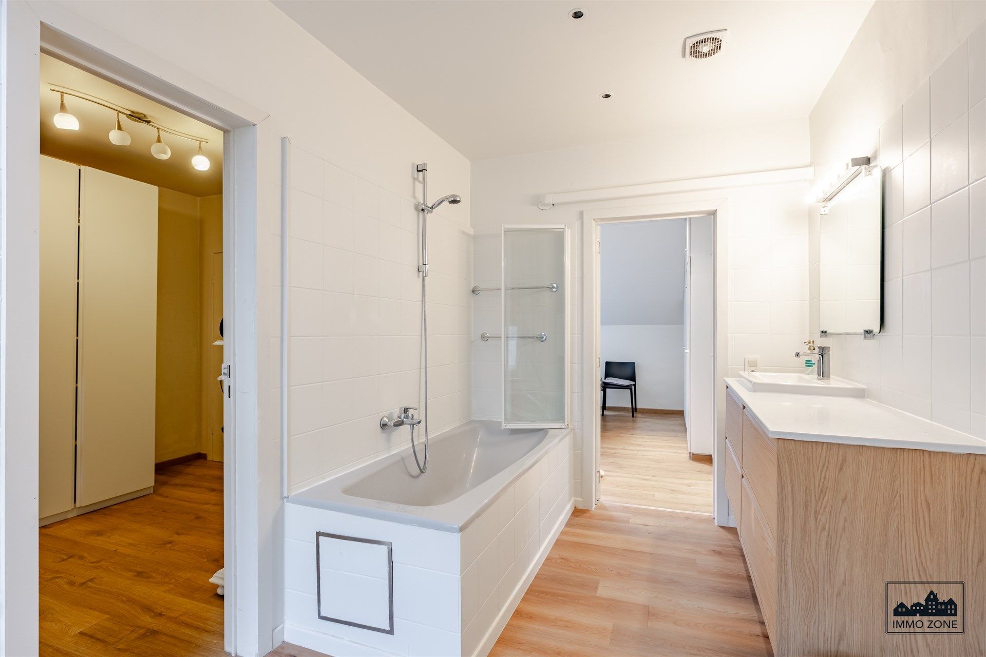 Instapklare 2SLPK woning met tuin in Bornem foto 11