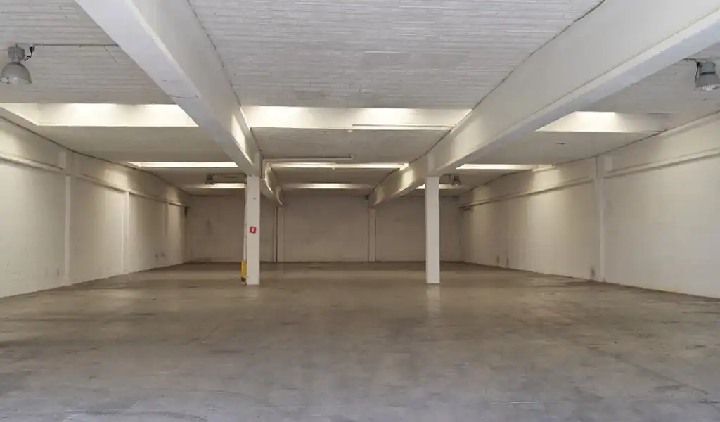 Magazijn te huur te Malle foto 2