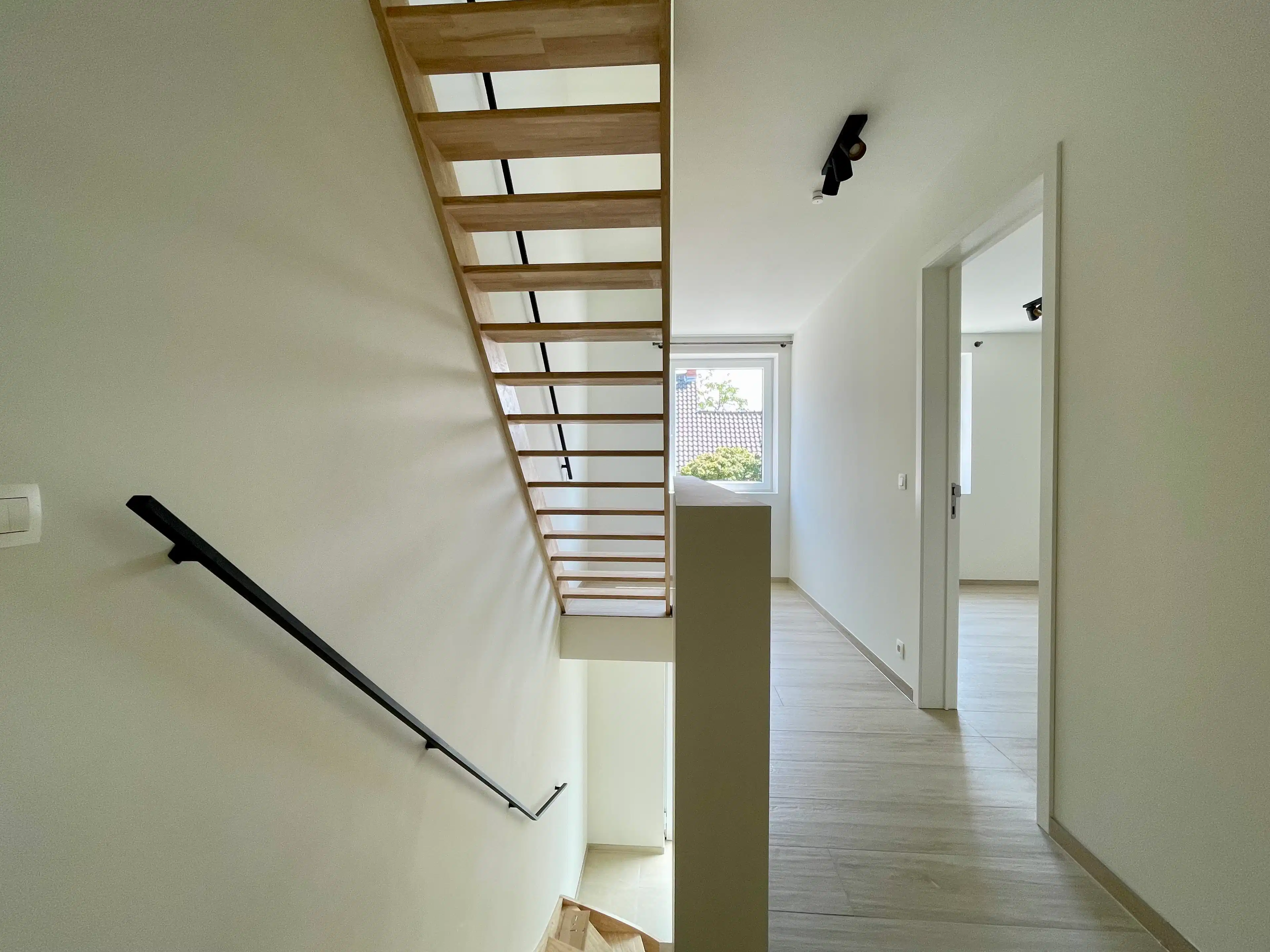 Ruime, energiezuinige nieuwbouwwwoning met 4 slaapkamers foto 12