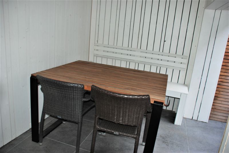 Volledig vernieuwde woning met binnenkoer foto 10