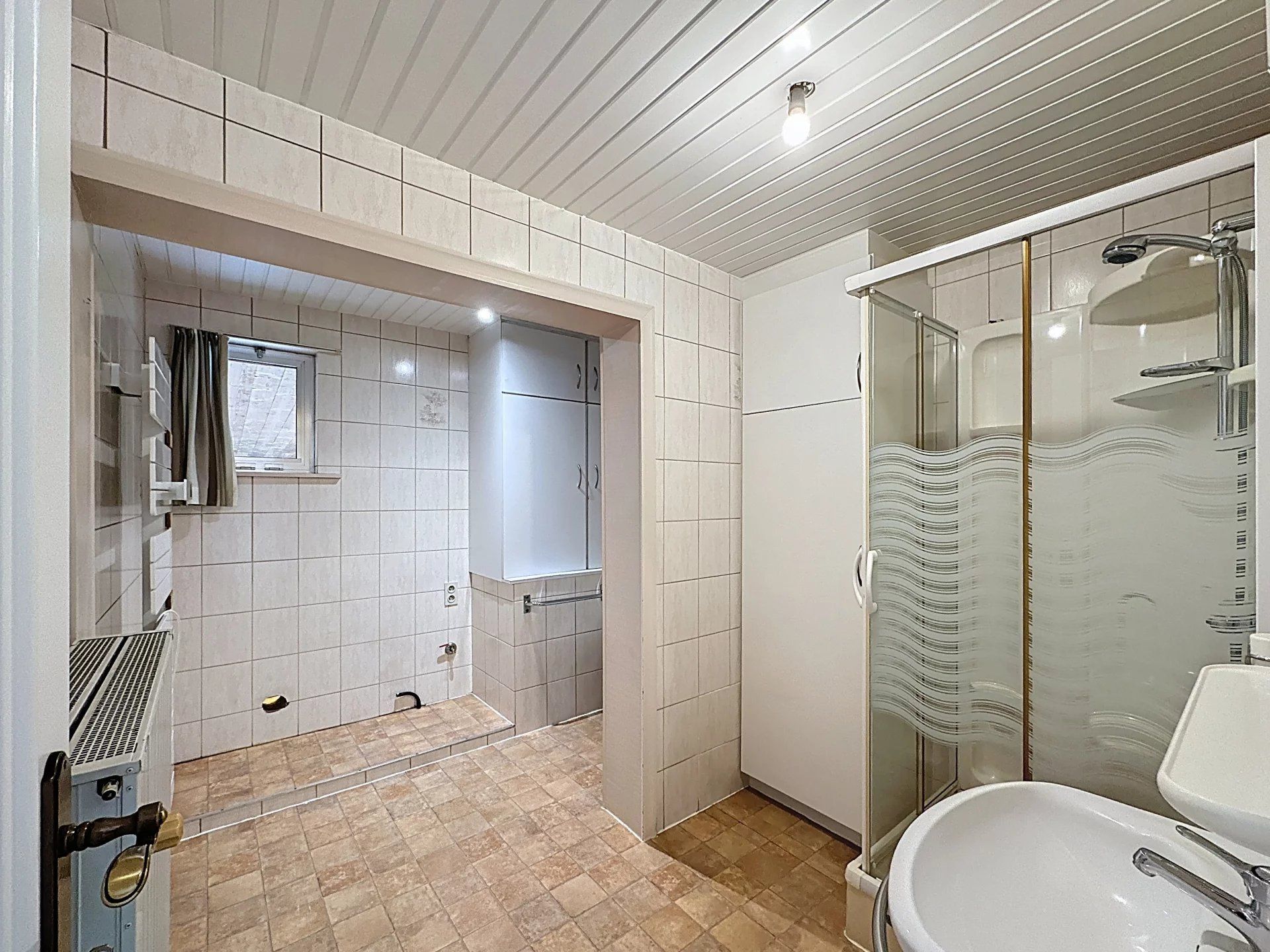 Gerenoveerde woning op groot perceel met 3 slaapkamers, zonnepanelen en thuisbatterij. foto 6