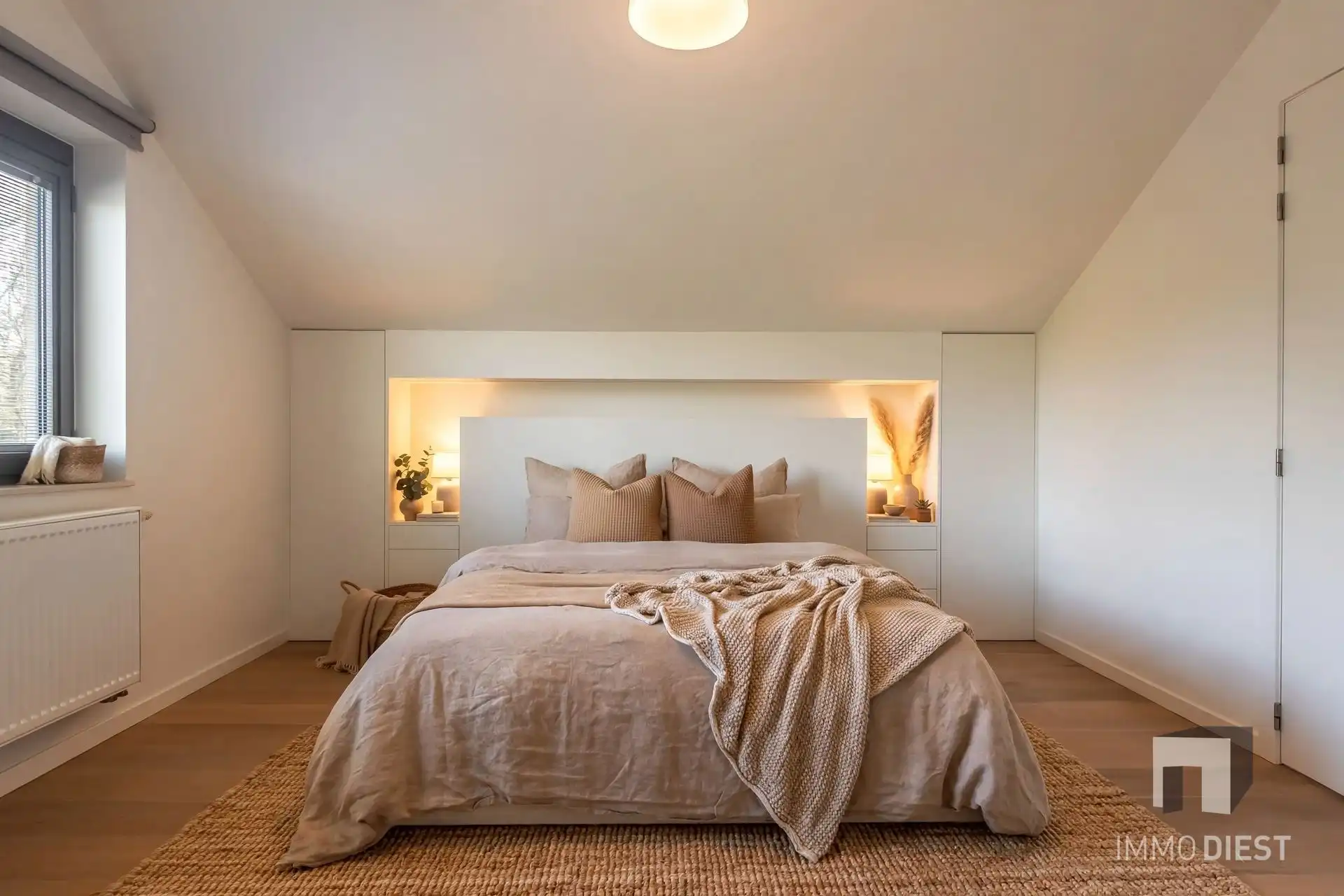Luxe woning met 4 slaapkamers, 2 badkamers, garage en zonnige tuin foto 35