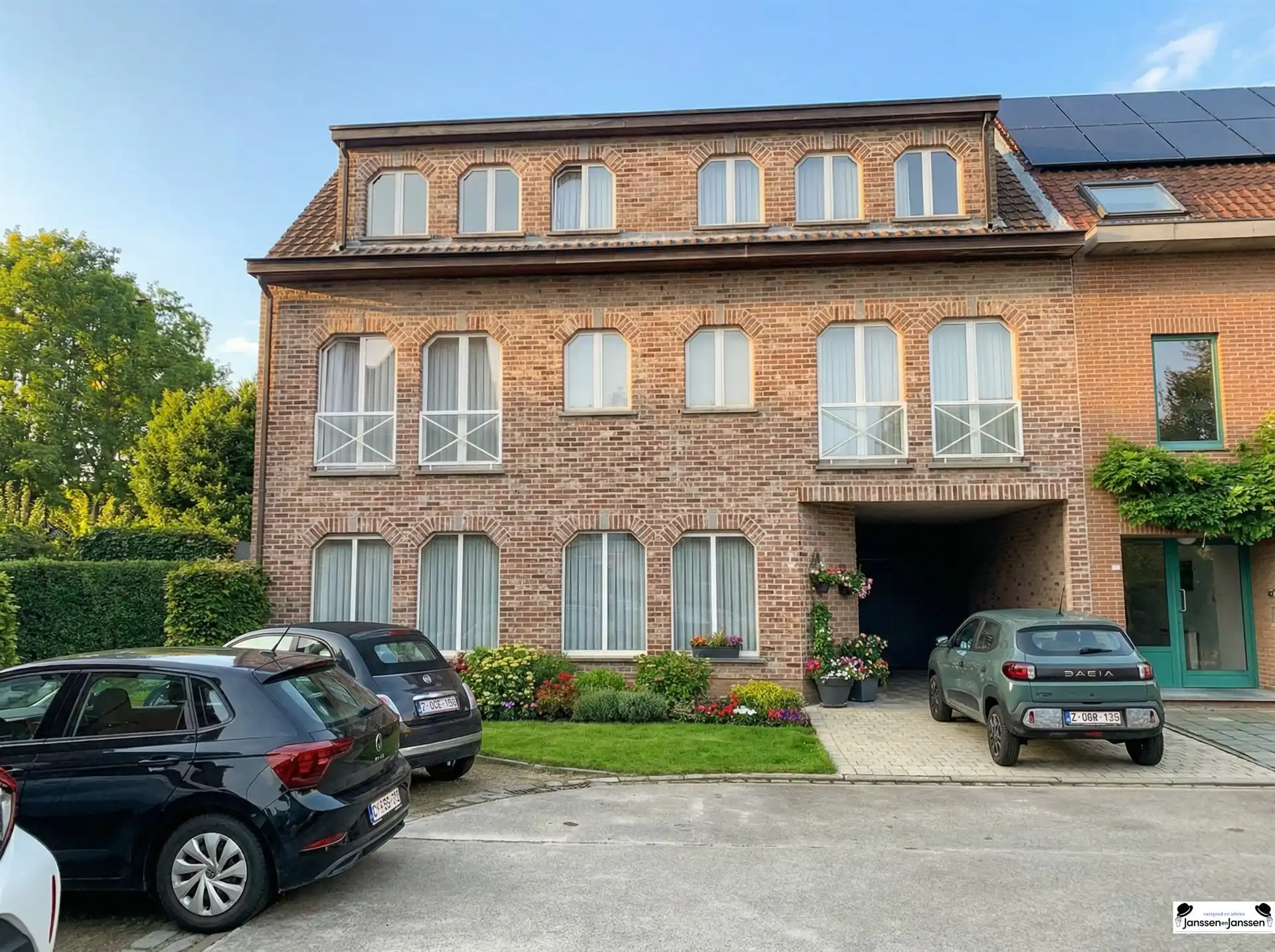 dakappartement met zonnig en ruim terras!  foto 2