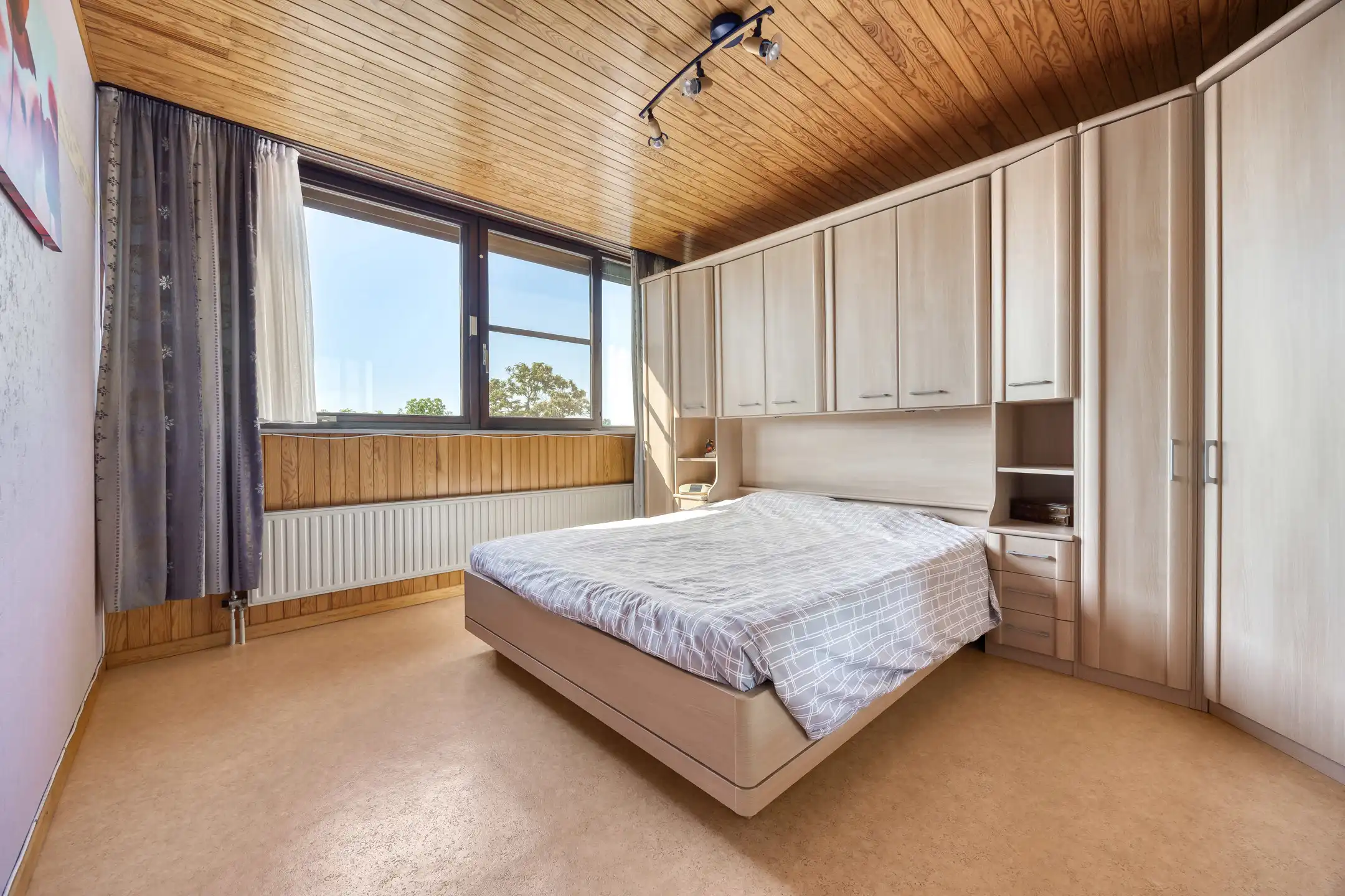Bel-etage met veel potentieel in Polderstad foto 13