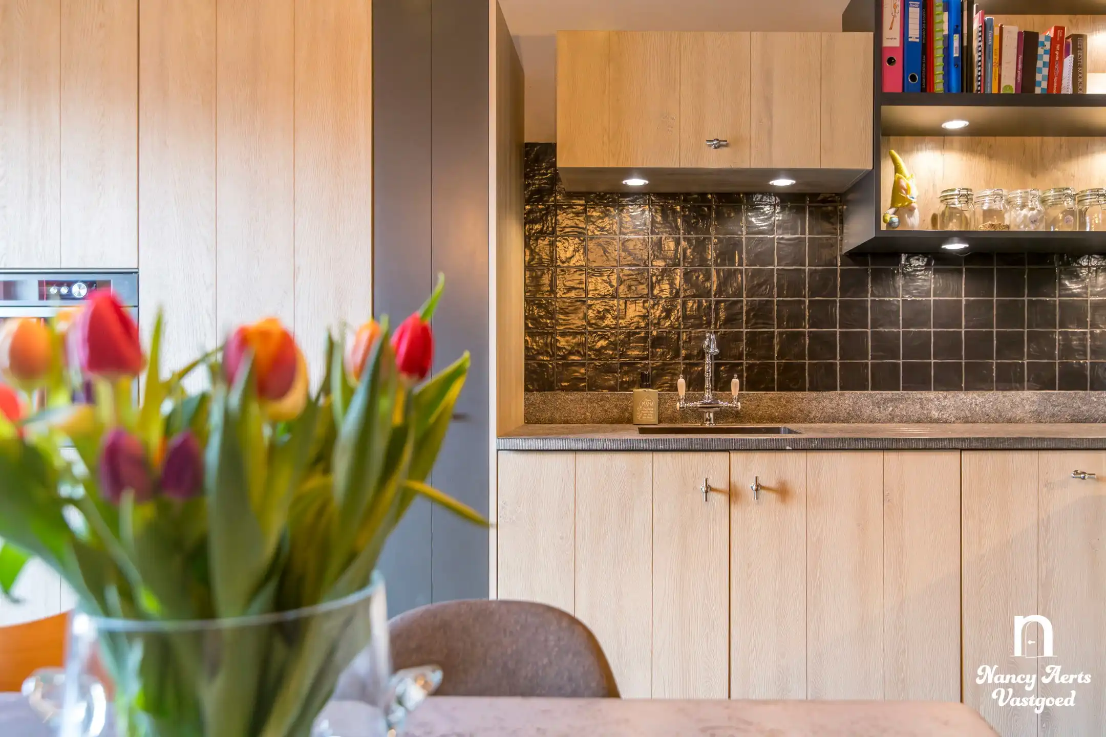 Ruime woning met karakter en talloze mogelijkheden foto 16