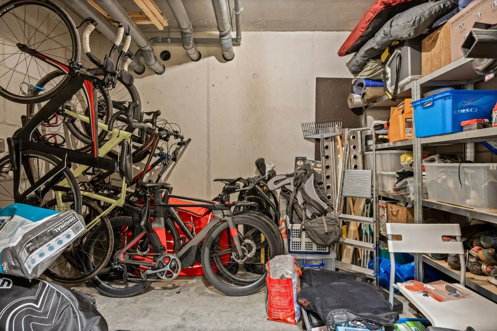 Ruim appartement met 2 slaapkamers en tuin + autostaanplaats vlakbij autostrade - EPC 68 kWh/m²  foto 24