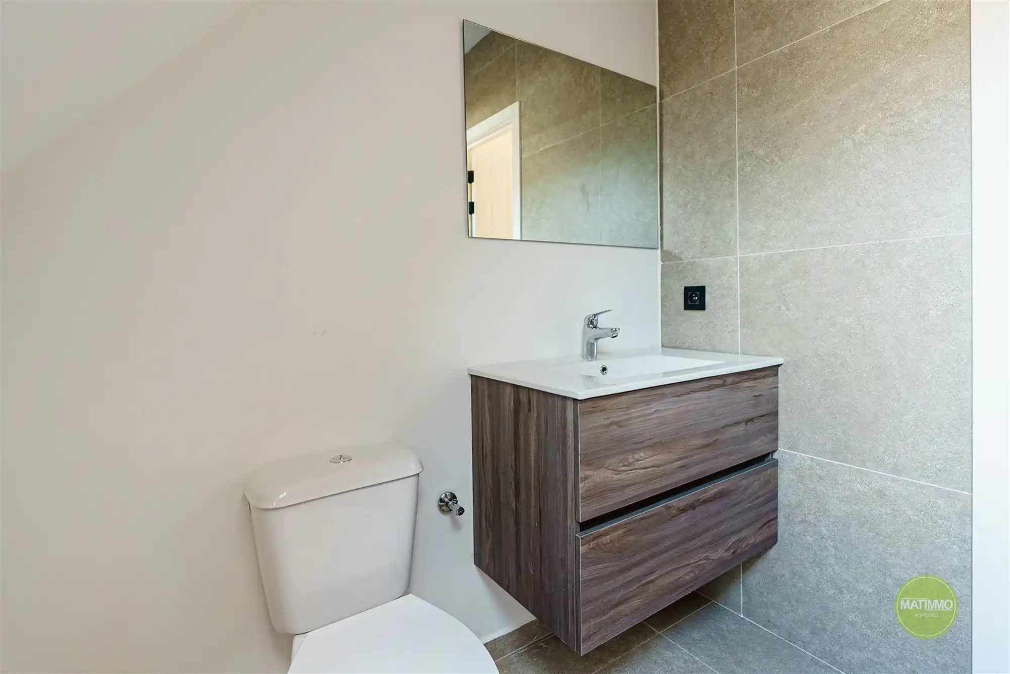 Volledig gerenoveerde woning met 3 slaapkamers te Mol foto 13