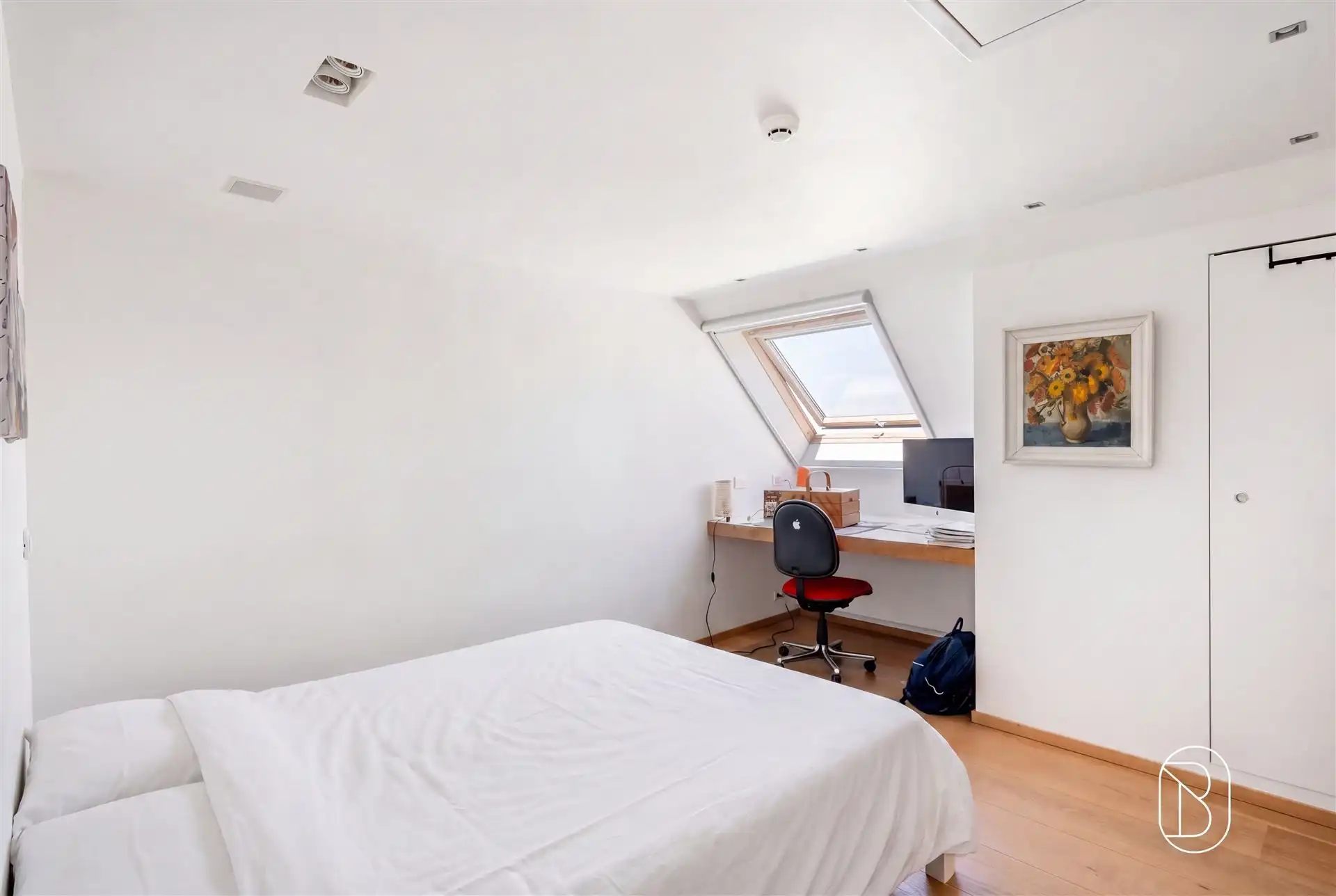 Landhuis + bijgebouw, met zwembad en privacy op 5.329 m². foto 26