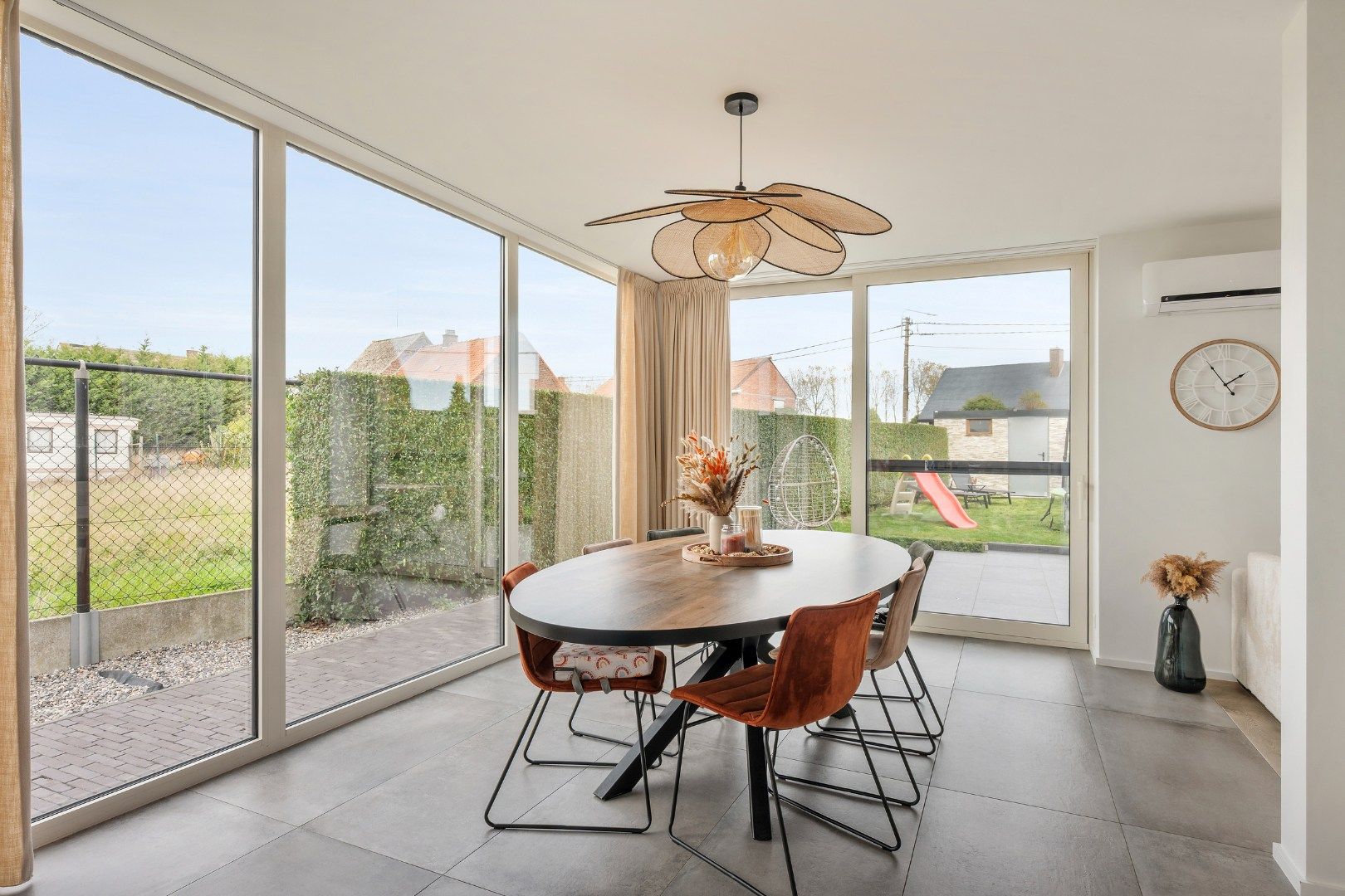 ENERGIEZUINIGE OP-EN-TOP AFGEWERKTE WONING IN TER HAND (GELUWE)  foto 13