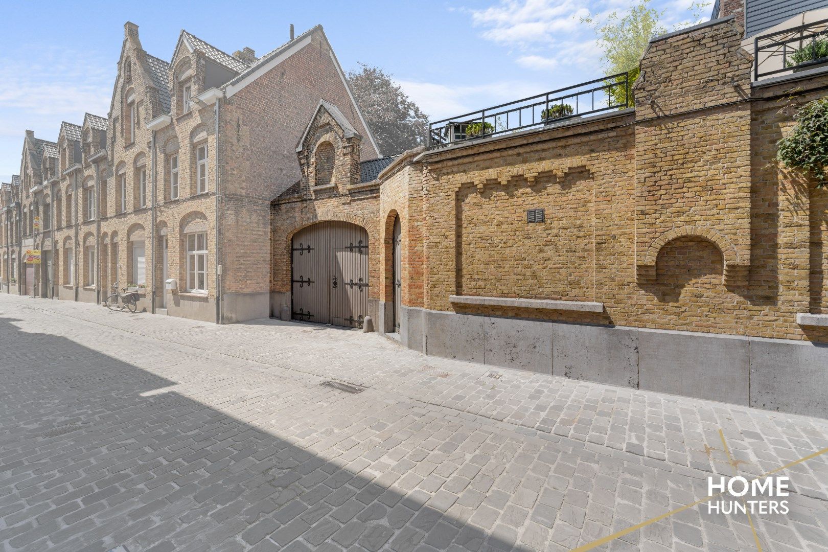 Statige herenwoning met 8 slaapkamers, ruime garage, praktijkruimte en fenomenale stadstuin foto 41