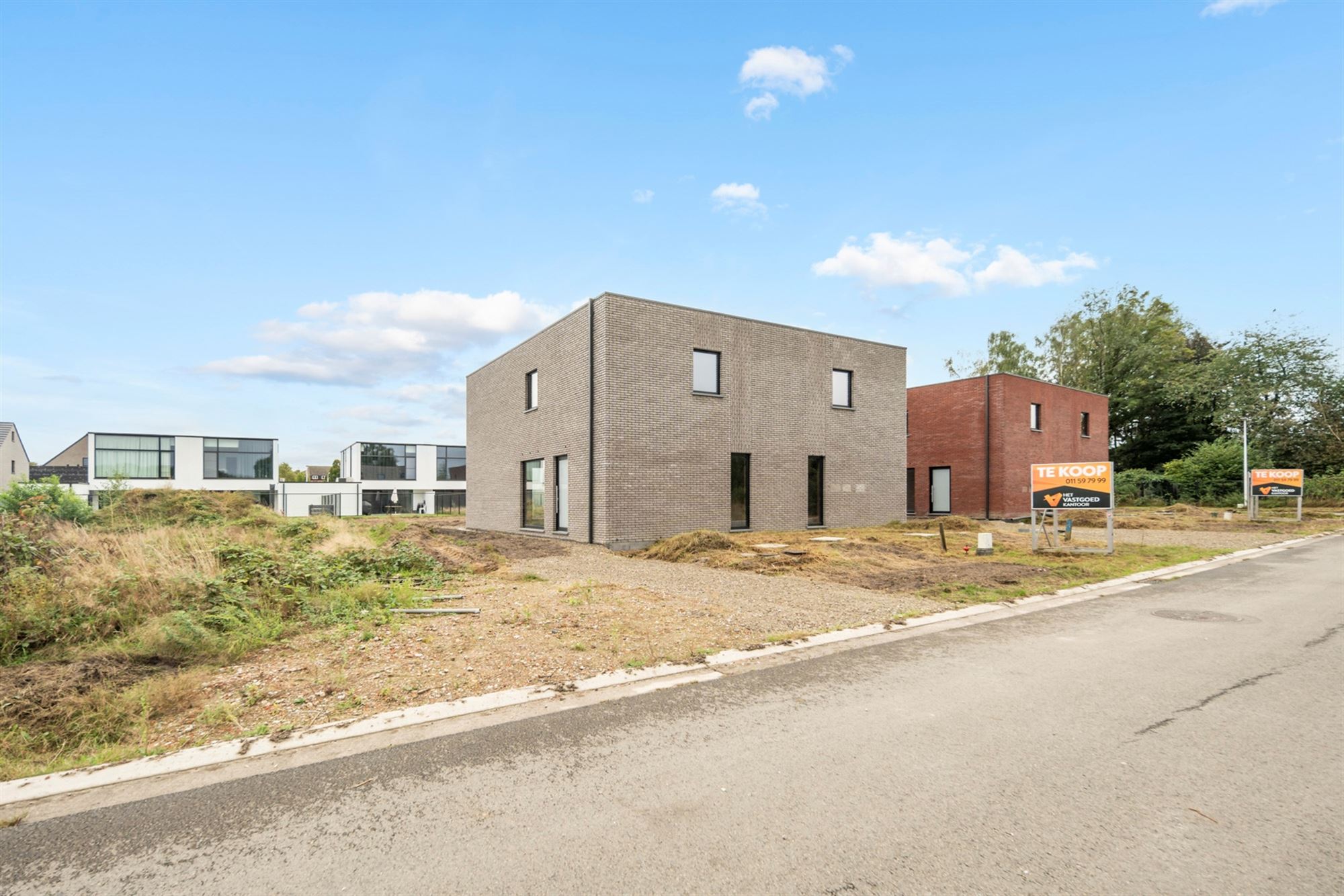 MODERNE NIEUWBOUWWONING MET 3 SLAAPKAMERS OP RUSTIGE DOCH CENTRALE LIGGING TE PEER foto 11