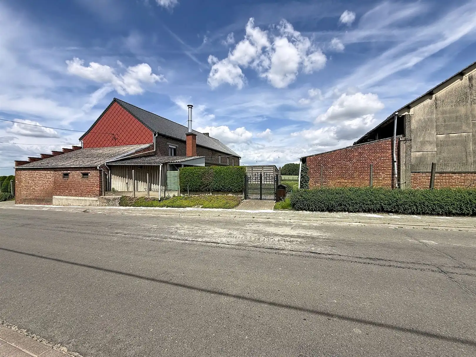 Voormalige hoeve met aanbouw en tuin, 26a 01ca foto 37