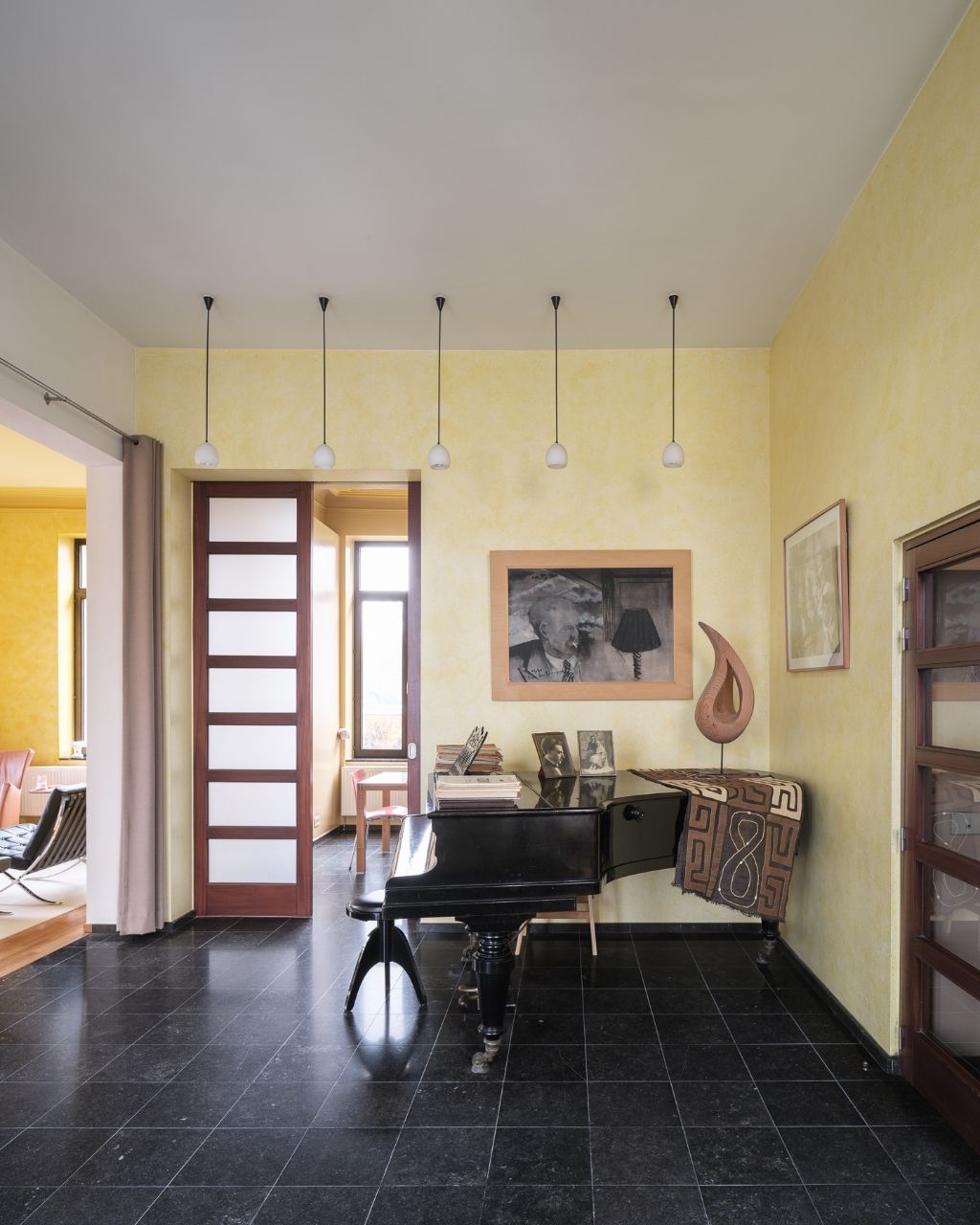 Uitzonderlijke opportuniteit Sint-Amandsberg – ‘Villa Bromelia’ - Statige en ruime woning (437m2 bvo) met een prachtig aangelegde tuin op een boogscheut van het stadscentrum – nabij de Rozenbroeken. foto 12