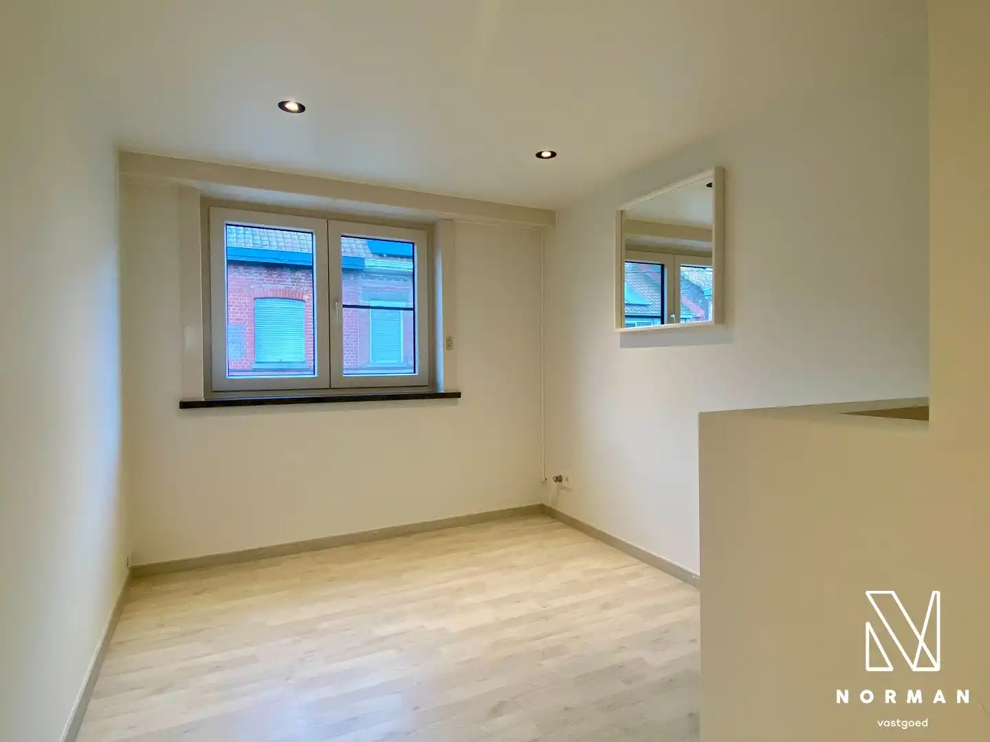 Ruime woning met drie slaapkamers te huur in Aalbeke foto 6