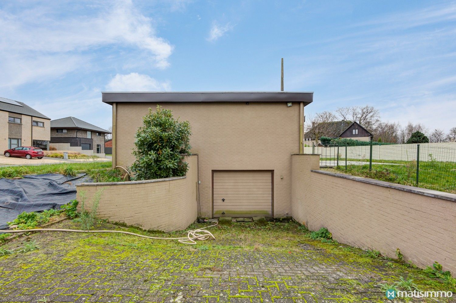 VRIJSTAANDE, GELIJKVLOERSE GEZINSWONING MET 3 SLAAPKAMERS EN INPANDIGE GARAGE TE HOUTHALEN foto 27