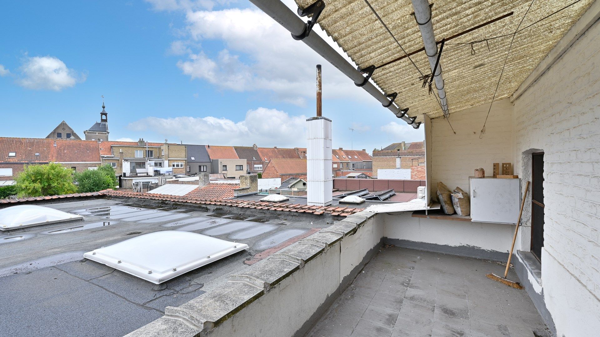 Handelshuis met grote tuin in het dorp van Zeebrugge foto 20