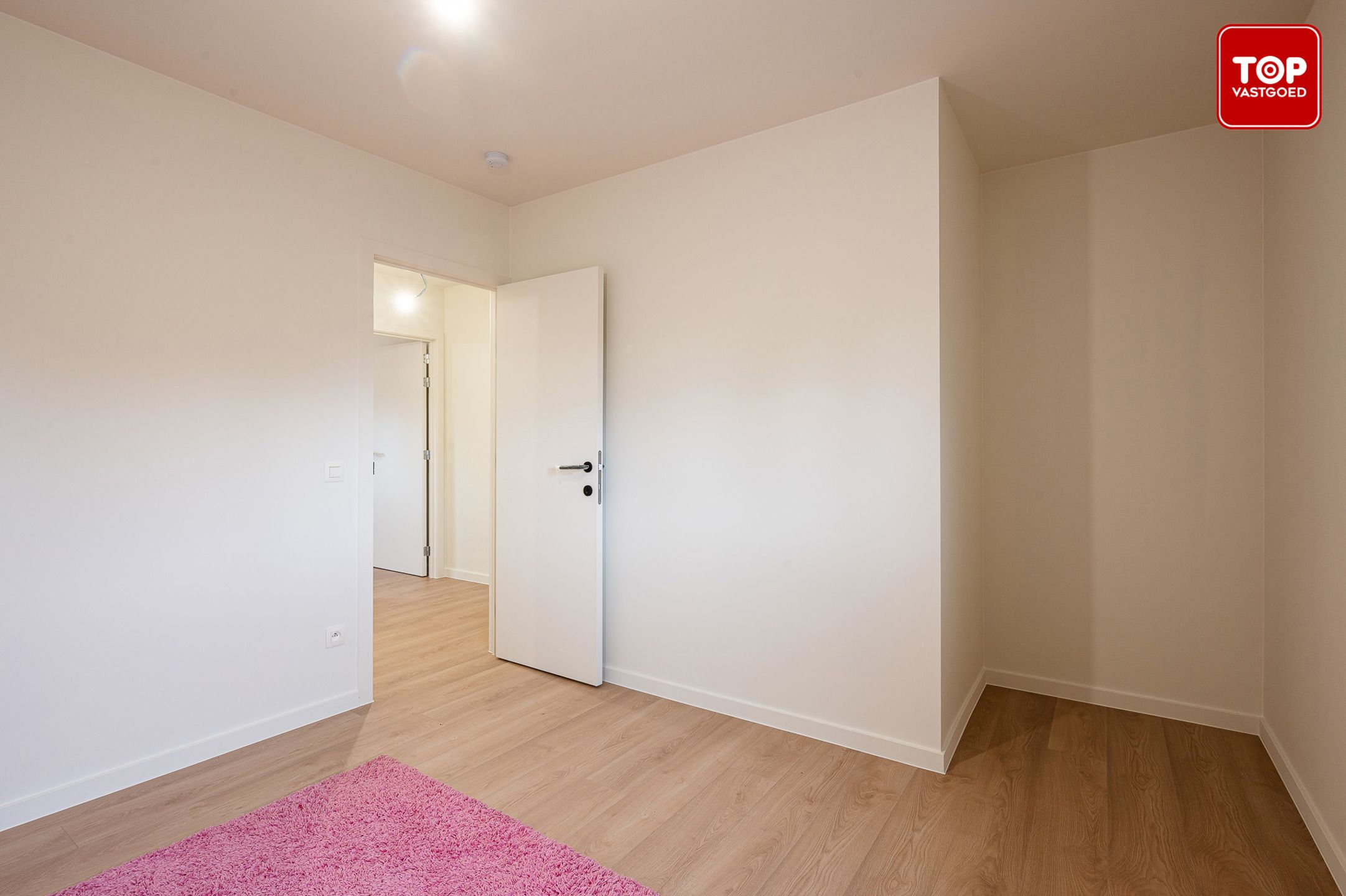 Top gerenoveerde gezinswoning in Mariakerke foto 31