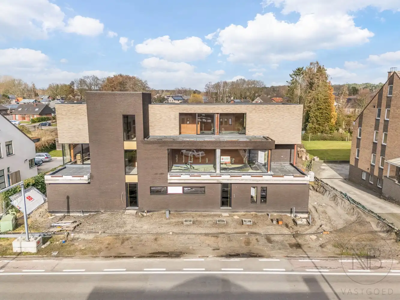 Appartement met 3 slaapkamers incl. parking en kelderberging foto {{pictureIndex}}