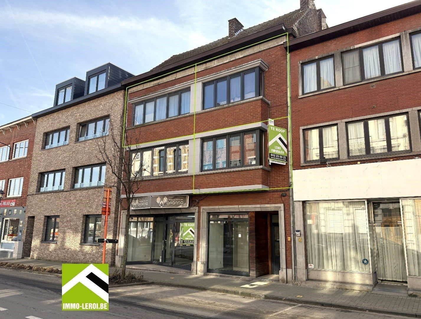 Gezellig appartement met ruim dakterras - centrum Tongeren foto {{pictureIndex}}