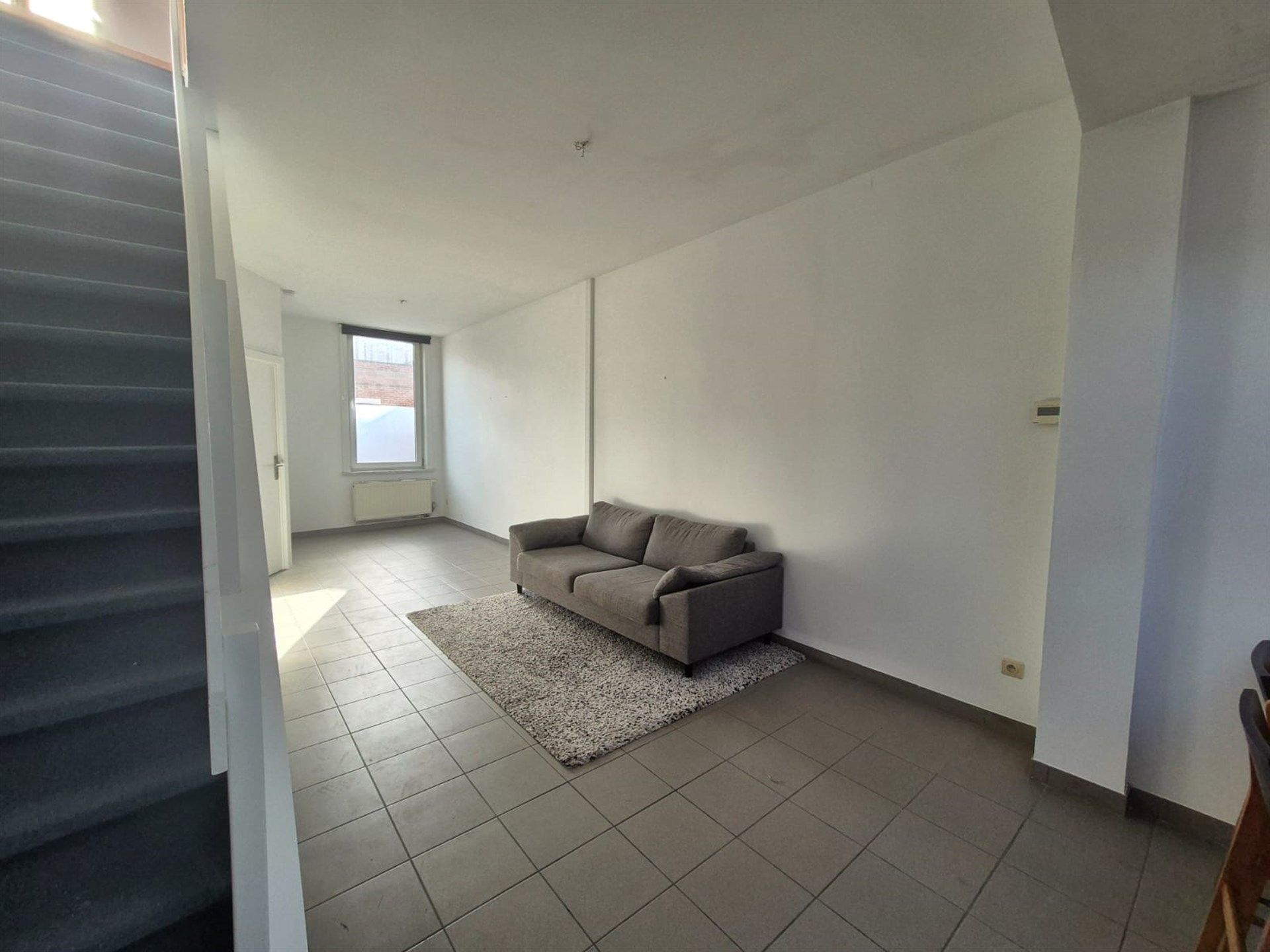 Zeer gunstig gelegen starterswoning met 2 slaapkamers en tuin. foto 7