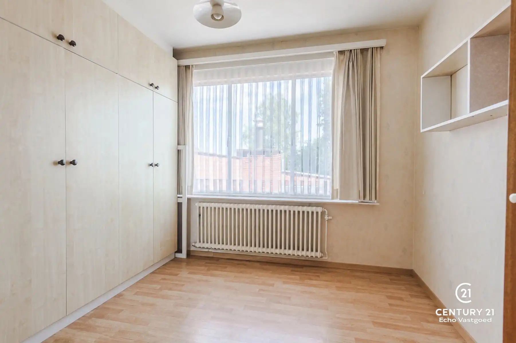 Karaktervolle te renoveren halfopen bebouwing op toplocatie foto 18