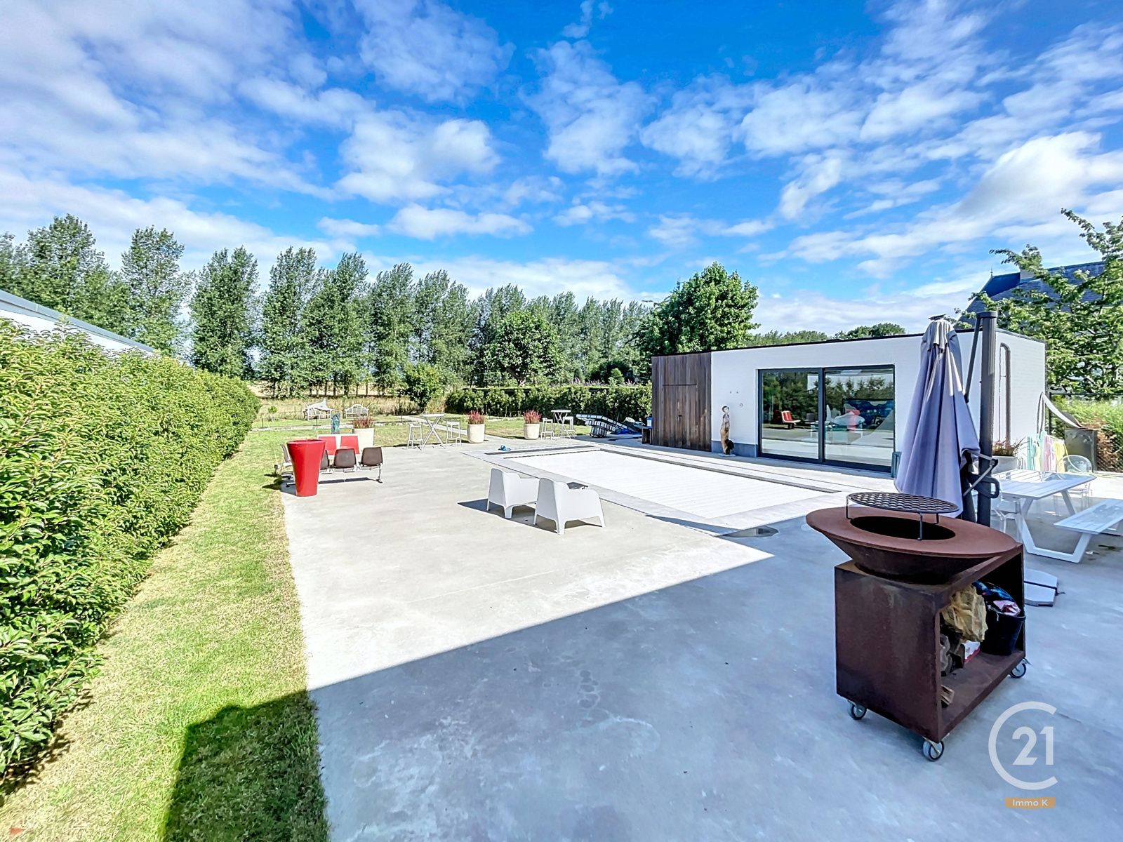 Luxueuze vrijstaande Woning in rustige omgeving met zwembad foto 29