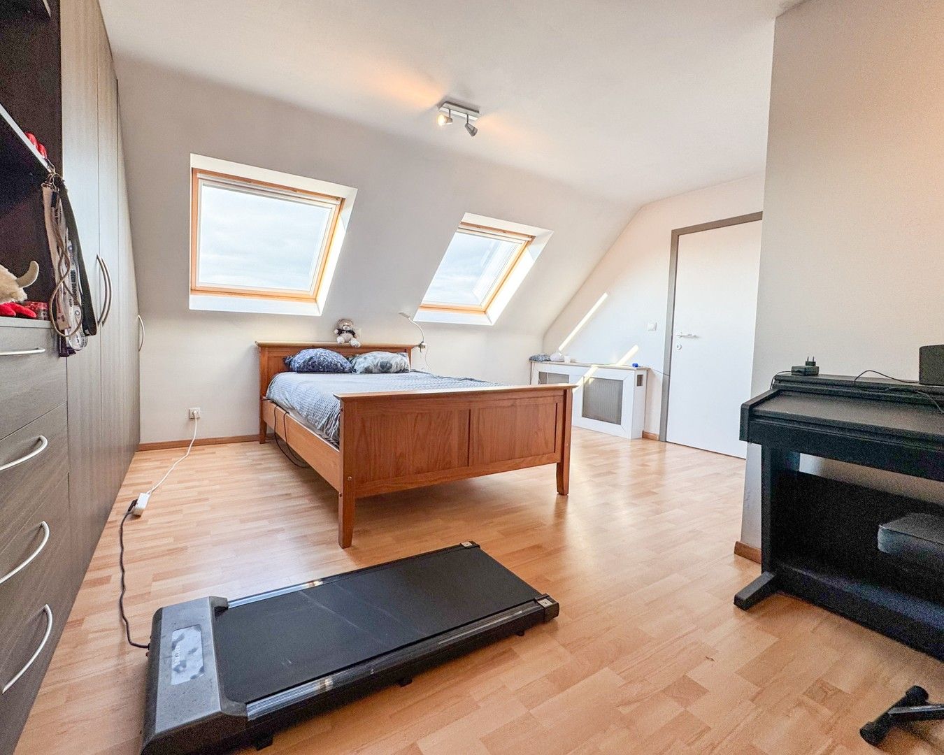 Gezellig duplex appartement in centrum Ursel foto 9