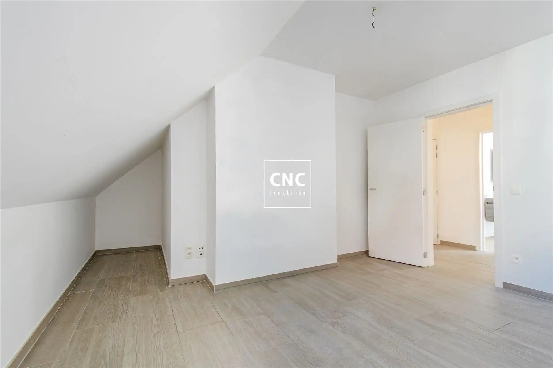 Lichtrijk en prachtig afgewerkt duplex-appartement - Heist foto 7