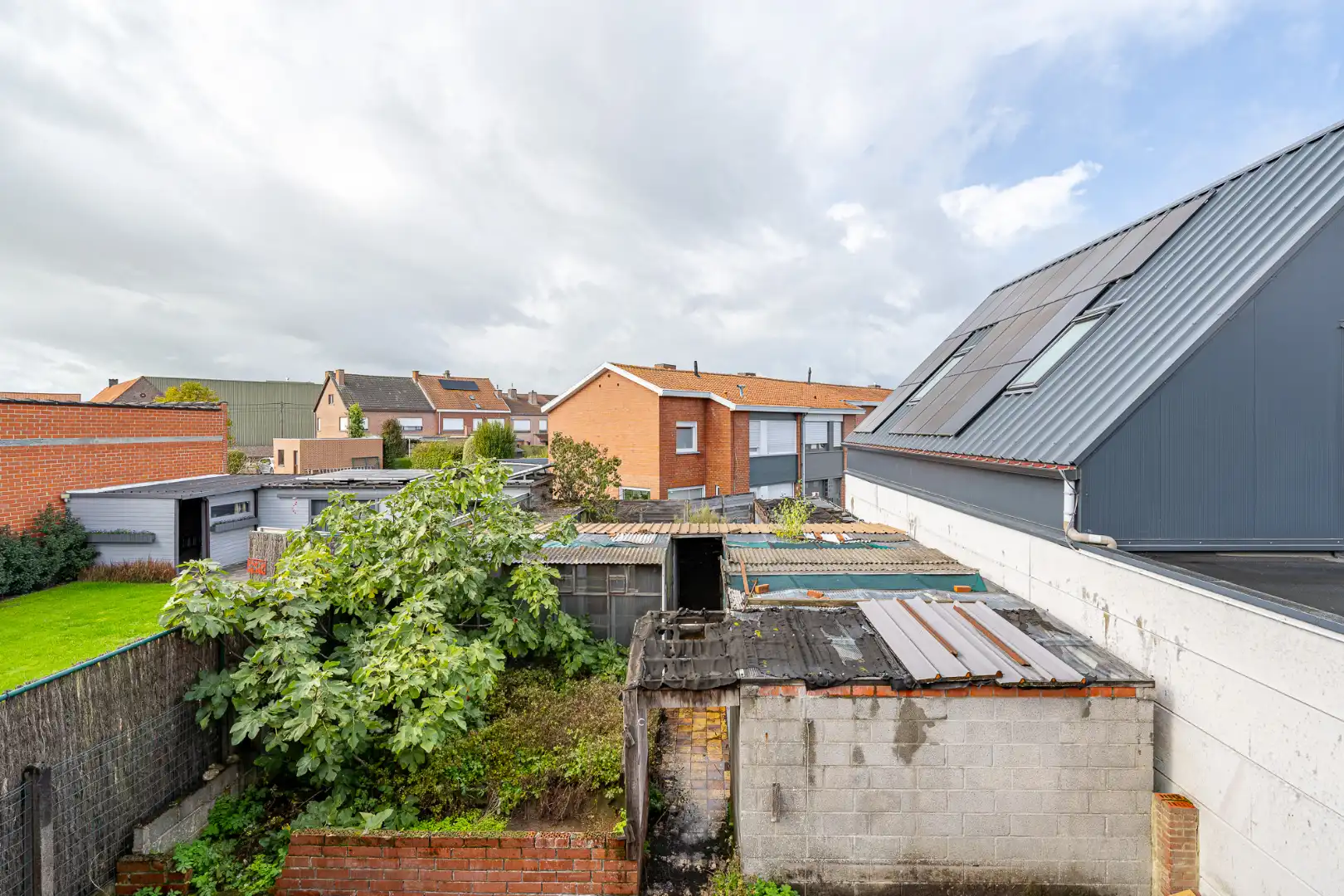 Woning met grote garage, tuin, 2 slaapkamers en ruime zolder in Dadizele-centrum foto 13