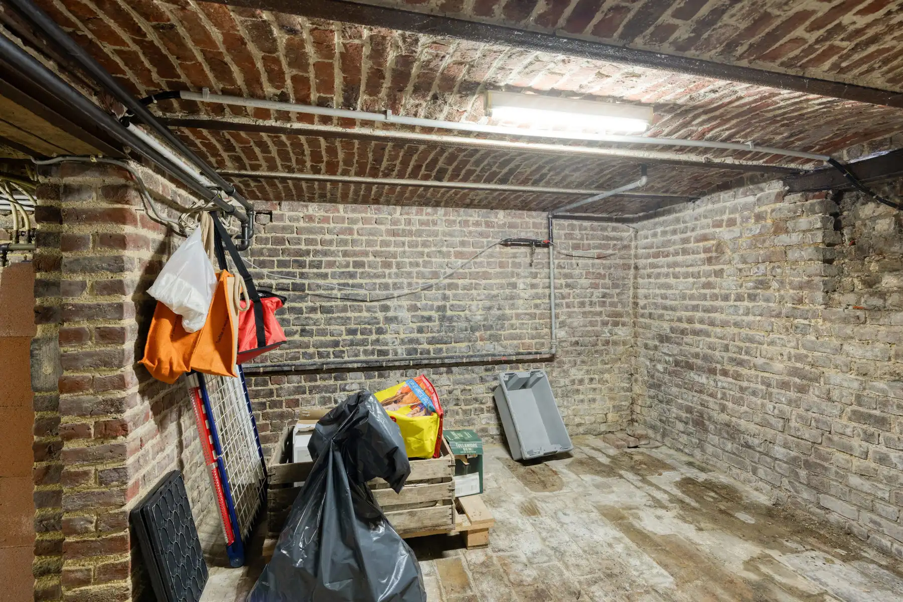 Karaktervolle woning met 3 slaapkamers en grote tuin foto 35
