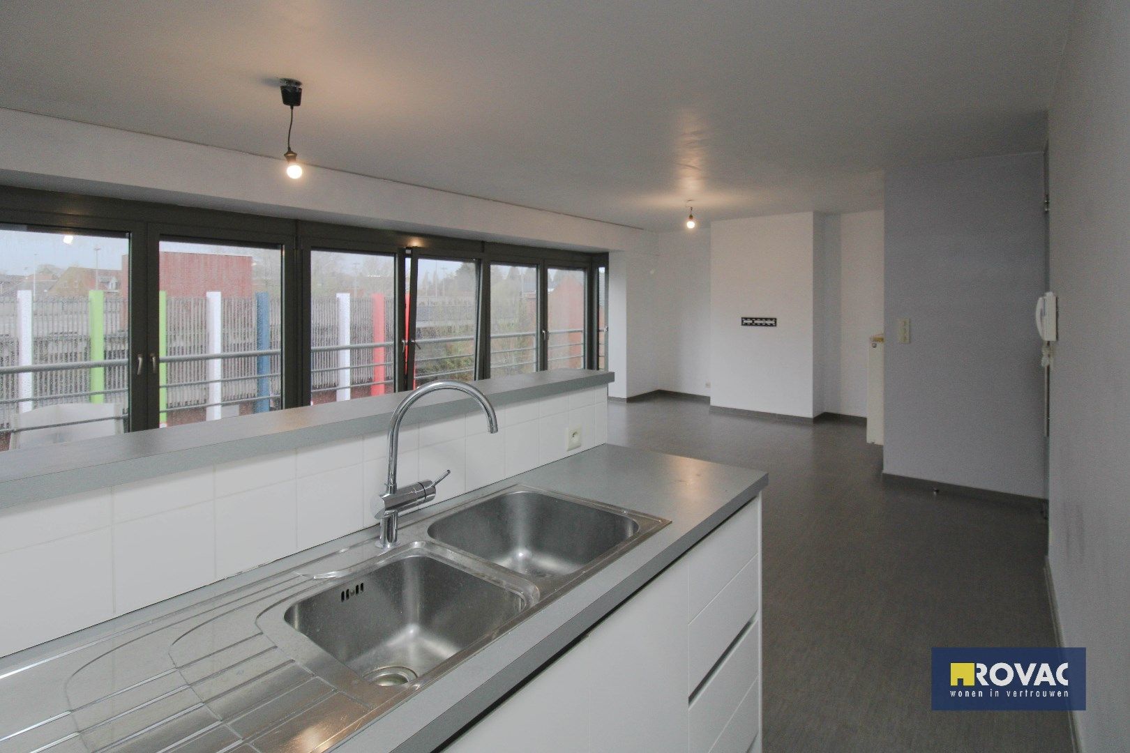 Energiezuinig appartement op absolute toplocatie in centrum Roeselare! foto 10