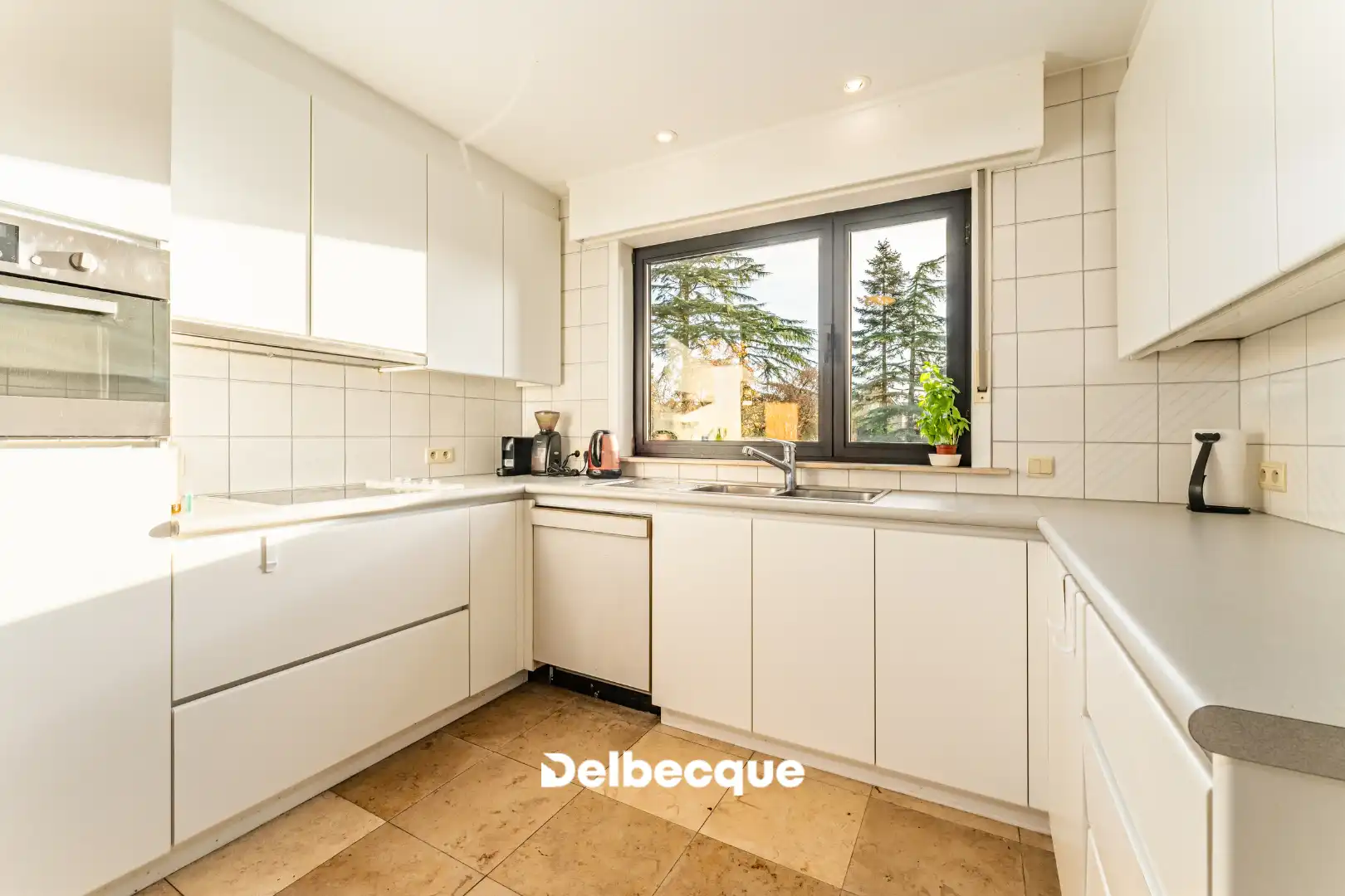 Instapklare bel-étage woning met garage en riante tuin op toplocatie in Assebroek foto 10
