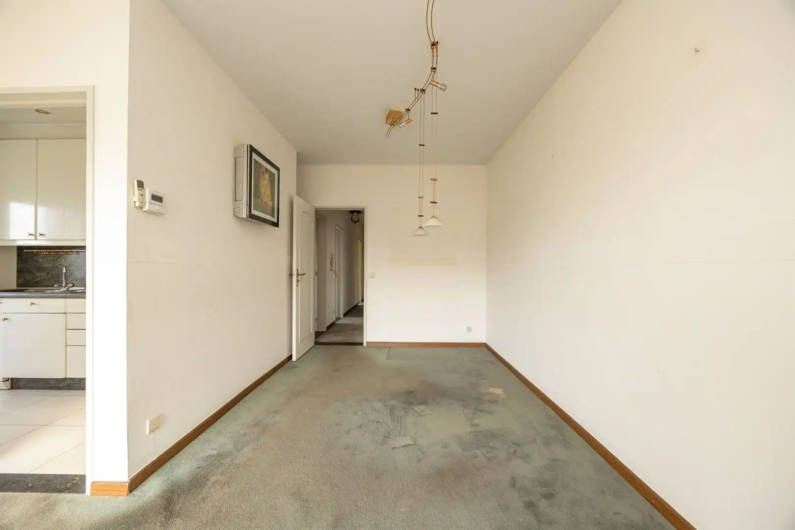 Op te frissen 3-slaapkamerappartement met lift en kelderberging  foto 6