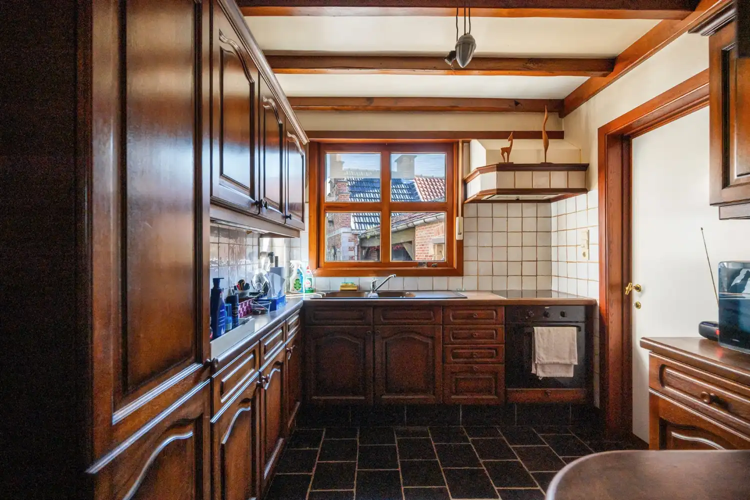 UITZONDERLIJK LANDHUIS OP PERCEEL VAN 1.194 m²! foto 6