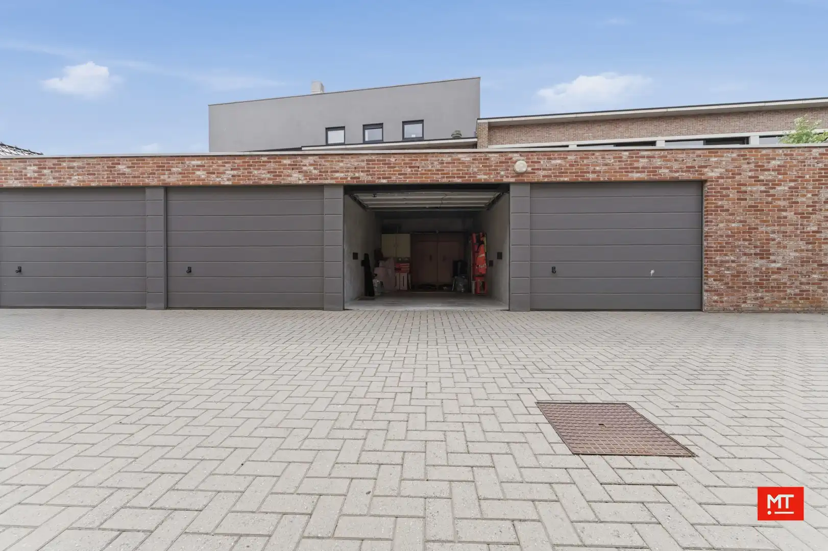IN OPTIE VIA ONS KLANTENBESTAND - Instapklaar appartement met 2 slpk, zonnige balkons en garage in de dorpskern van Beselare foto 15