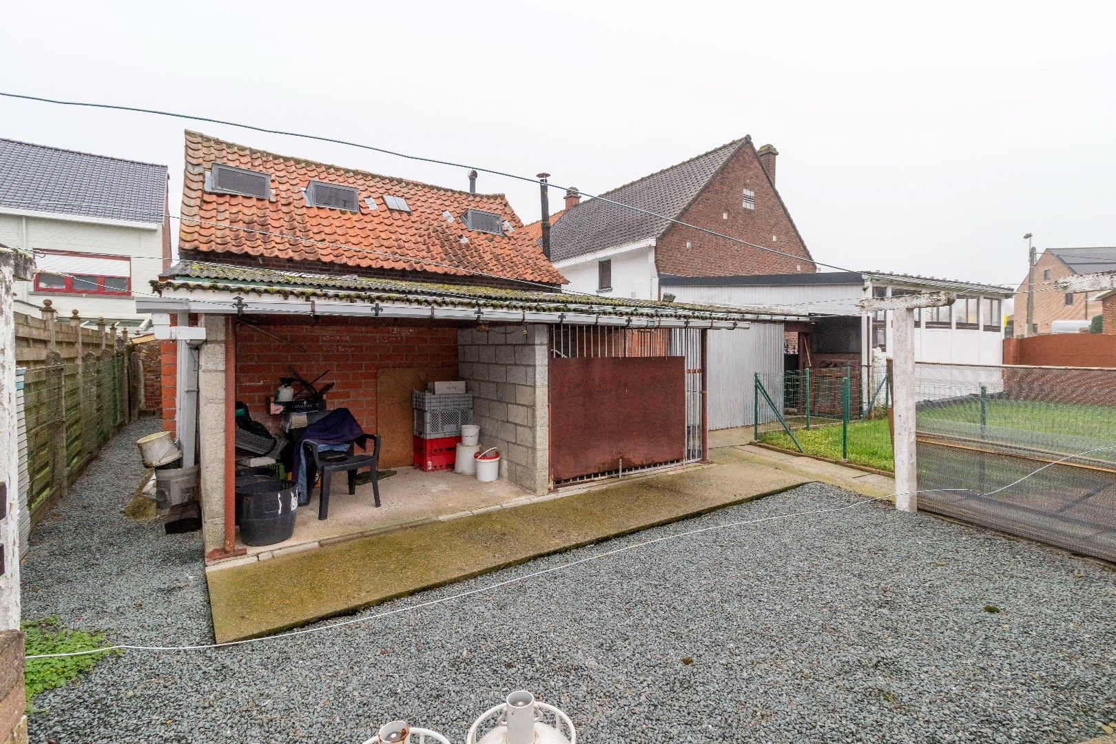 Te renoveren woning te Meerbeke foto 21