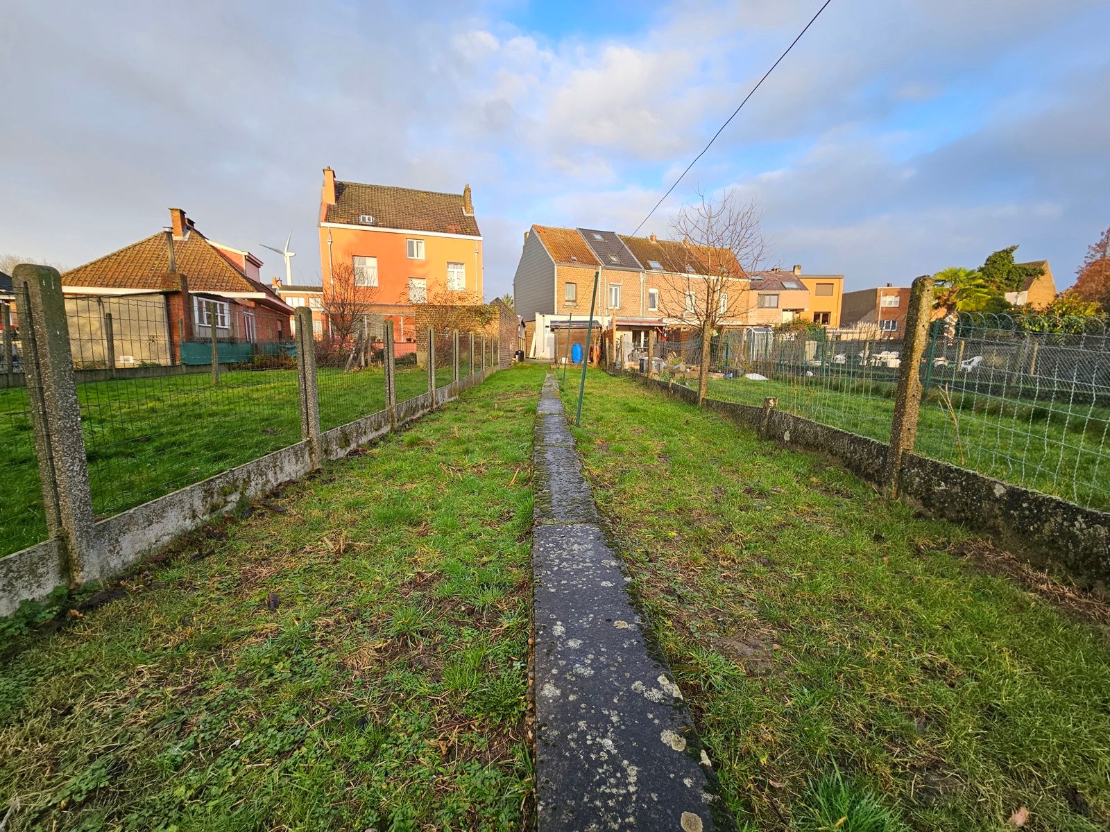 Goed gelegen woning met twee slaapkamers en tuin foto 9