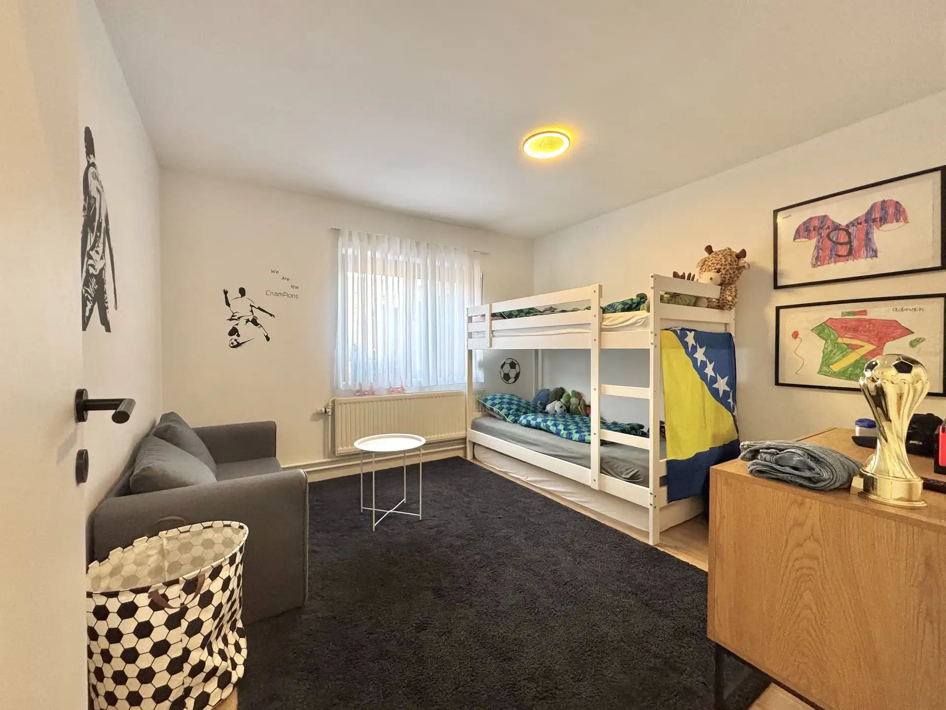 GERENOVEERDE GELIJKVLOERSE WONING | 3 KAMERS | GARAGE | 274 M² foto 27